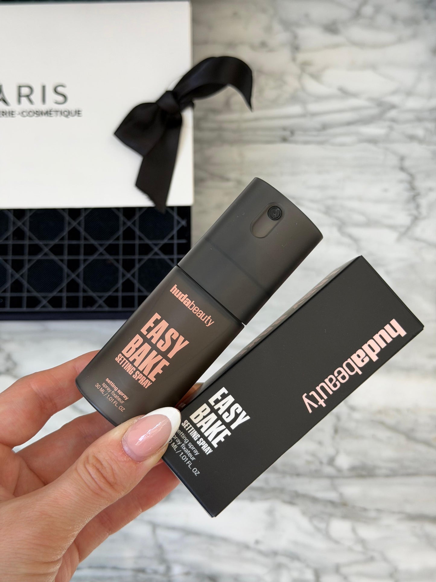 HUDA BEAUTY Easy Bake Setting Spray 16H Wear