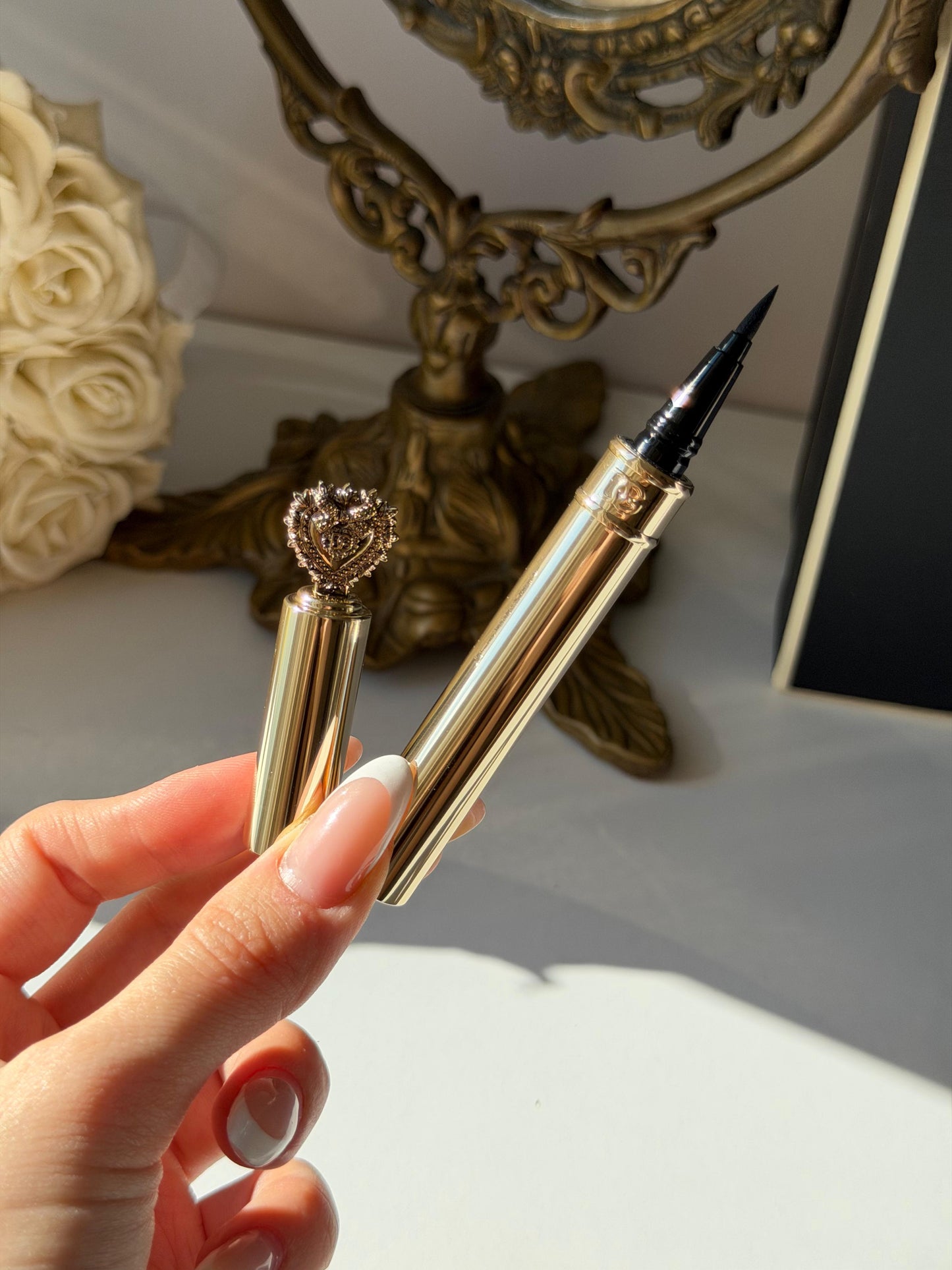 DOLCE&GABBANA Everink Liner
24H Precision Liquid Eyeliner