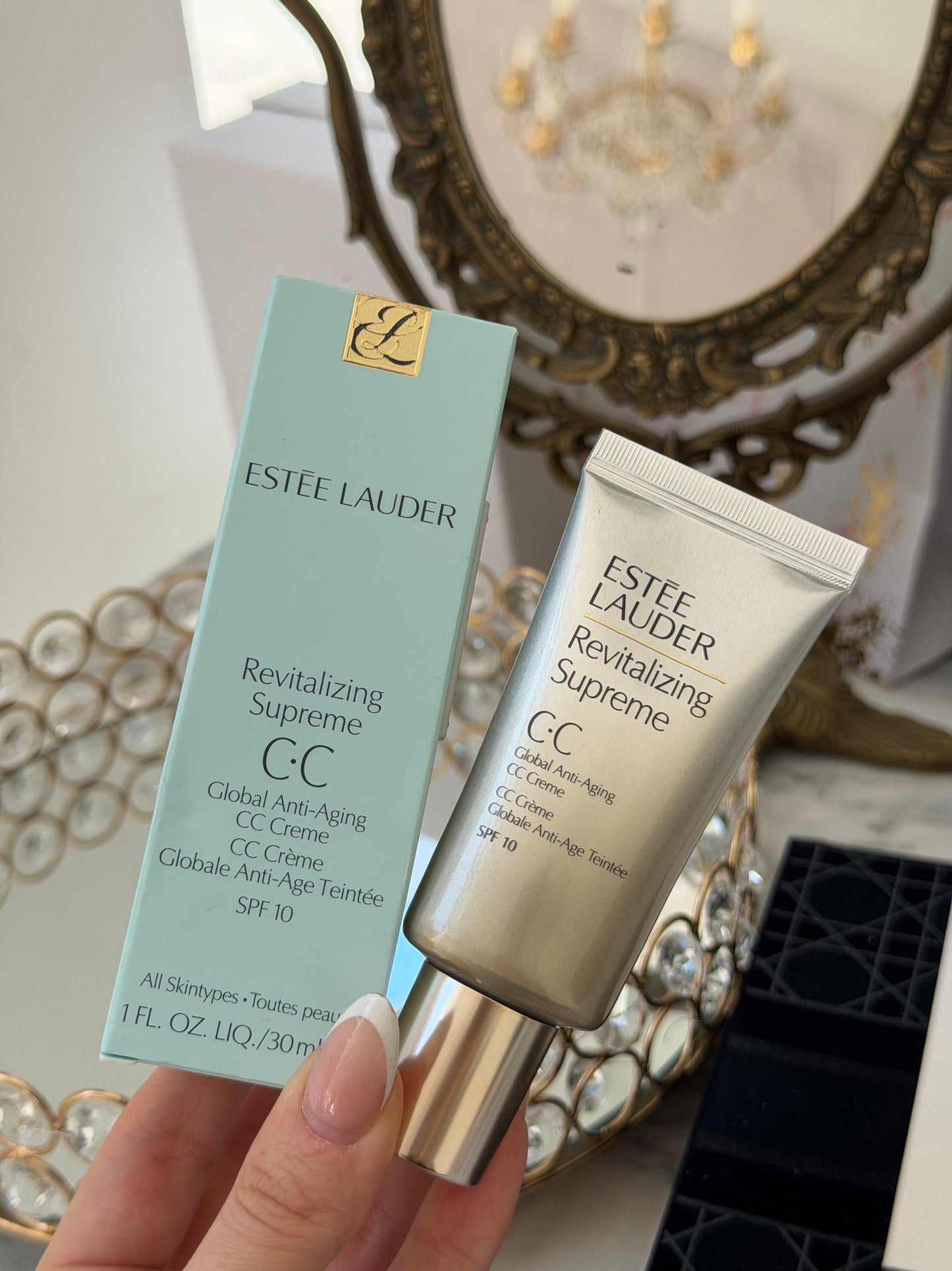 ESTEE LAUDER Revitalizing Supreme CC Creme Global Anti-Aging SPF10