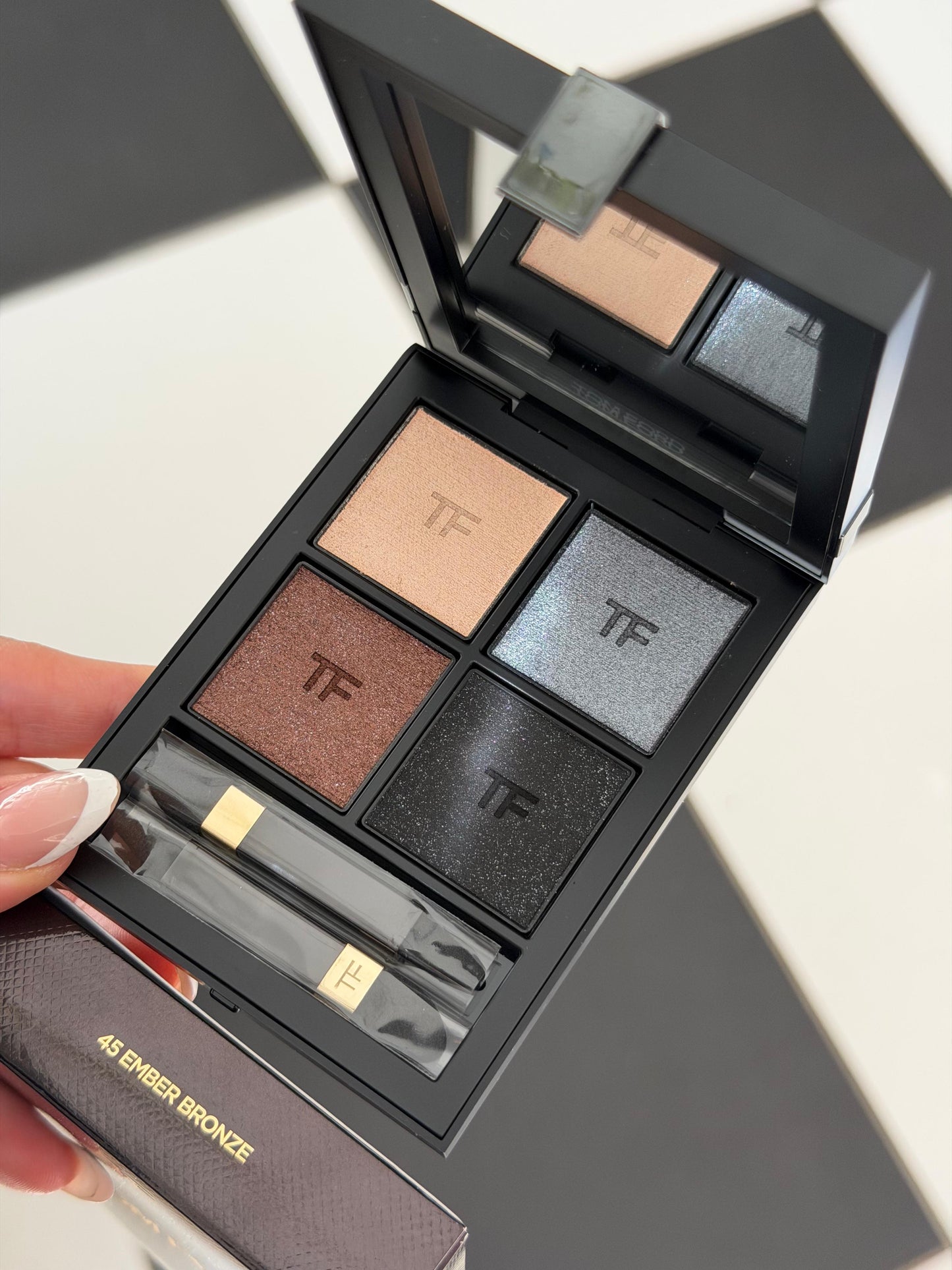 TOM FORD Runway Eyeshadow Color Quad Crème Palette - Ember Bronze