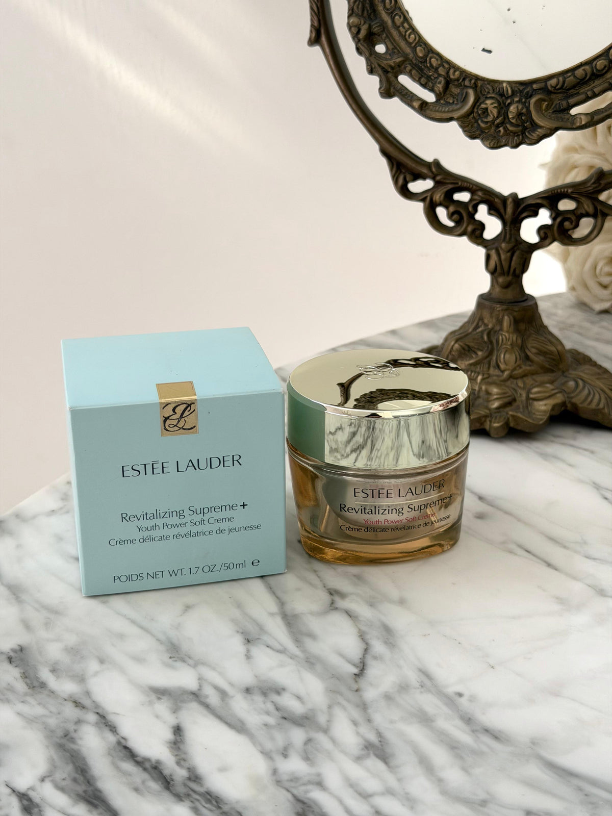 ESTEE LAUDER Revitalizing Supreme+
Youth Power Soft Creme