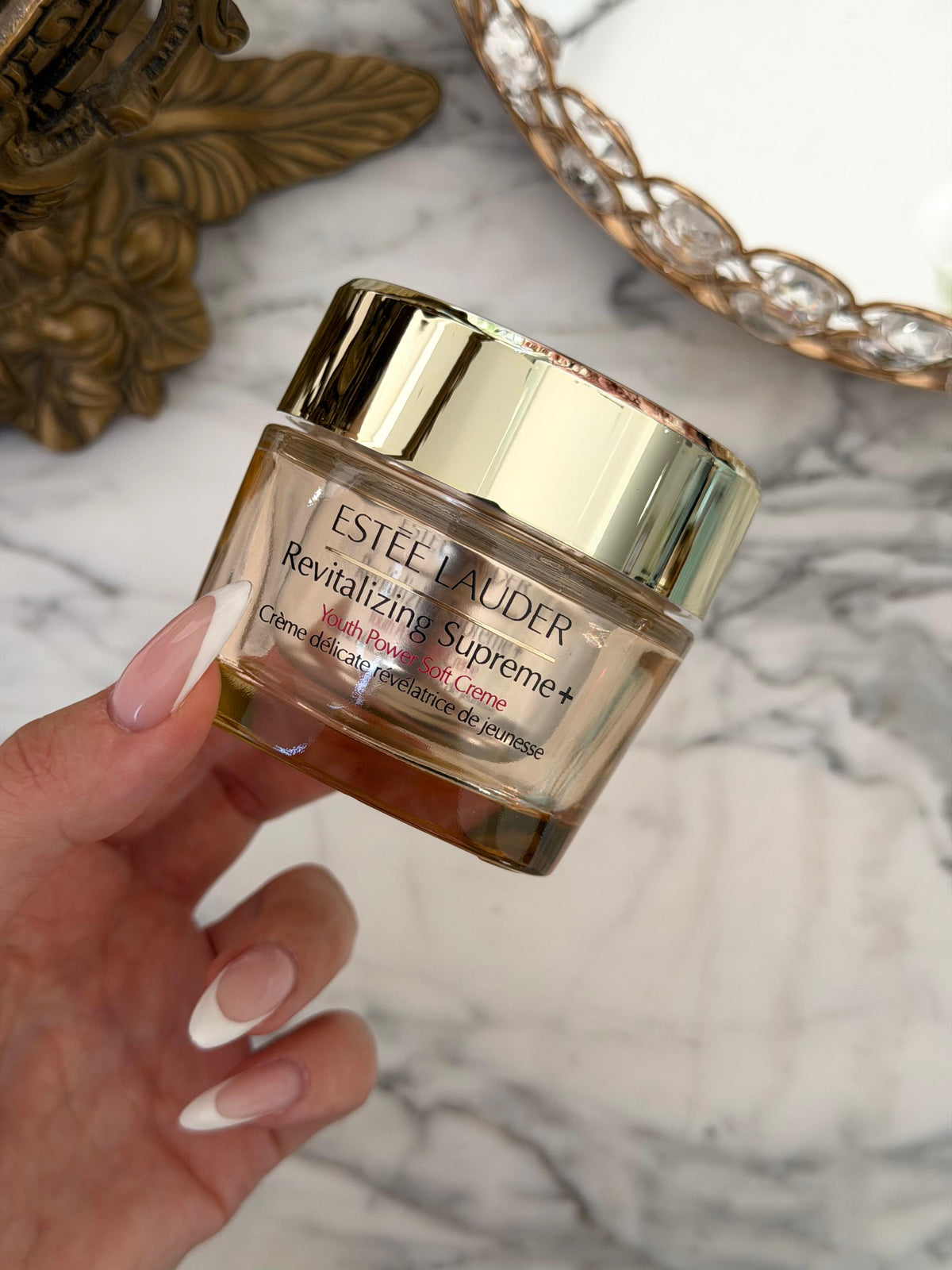 ESTEE LAUDER Revitalizing Supreme+
Youth Power Soft Creme