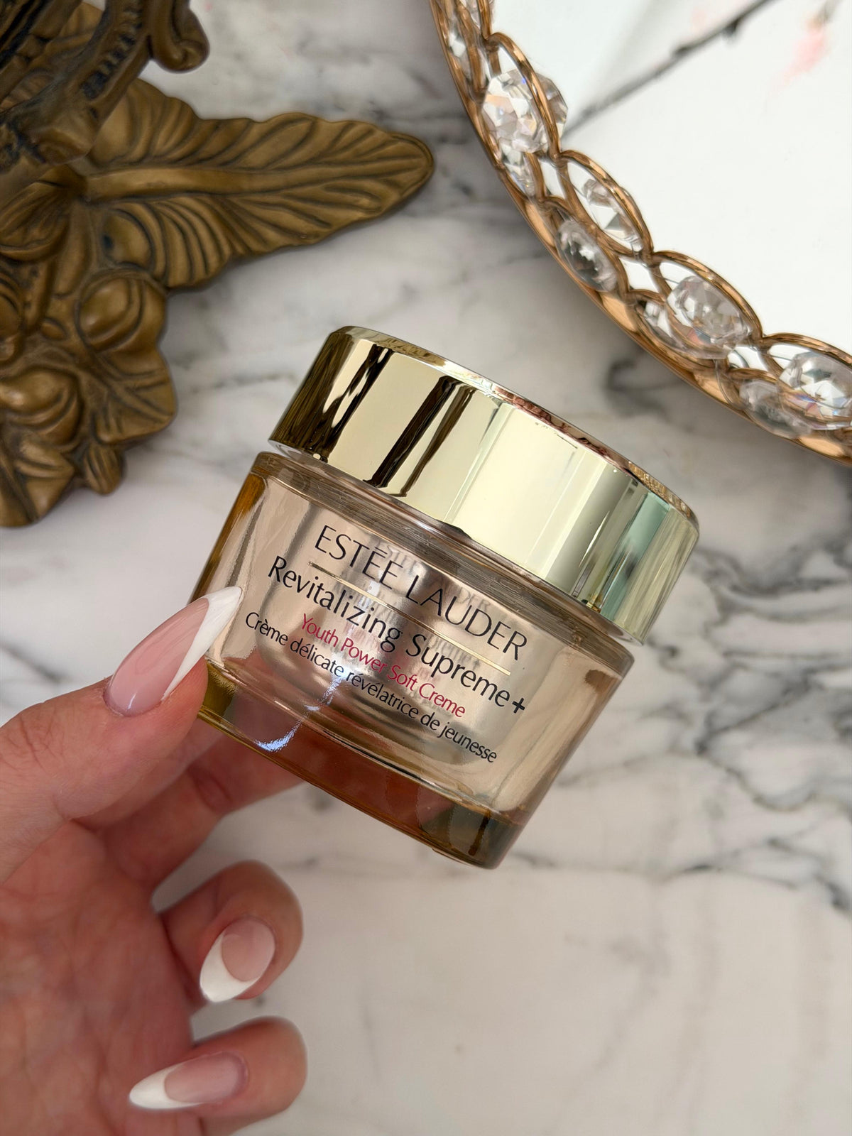 ESTEE LAUDER Revitalizing Supreme+
Youth Power Soft Creme