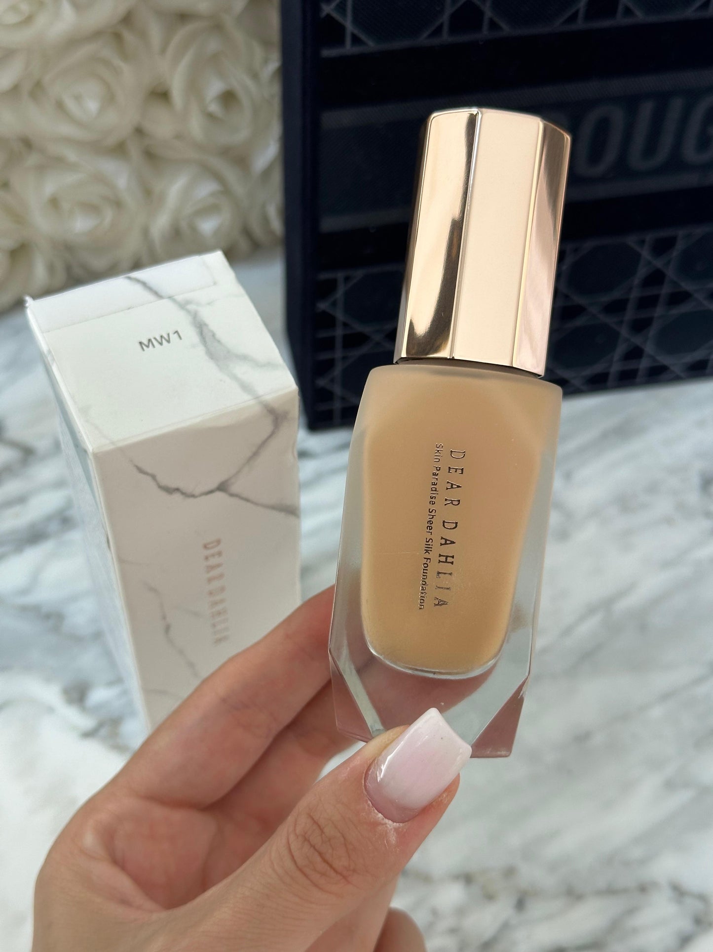 DEAR DAHLIA Skin Paradise Sheer Silk Liquid Foundation