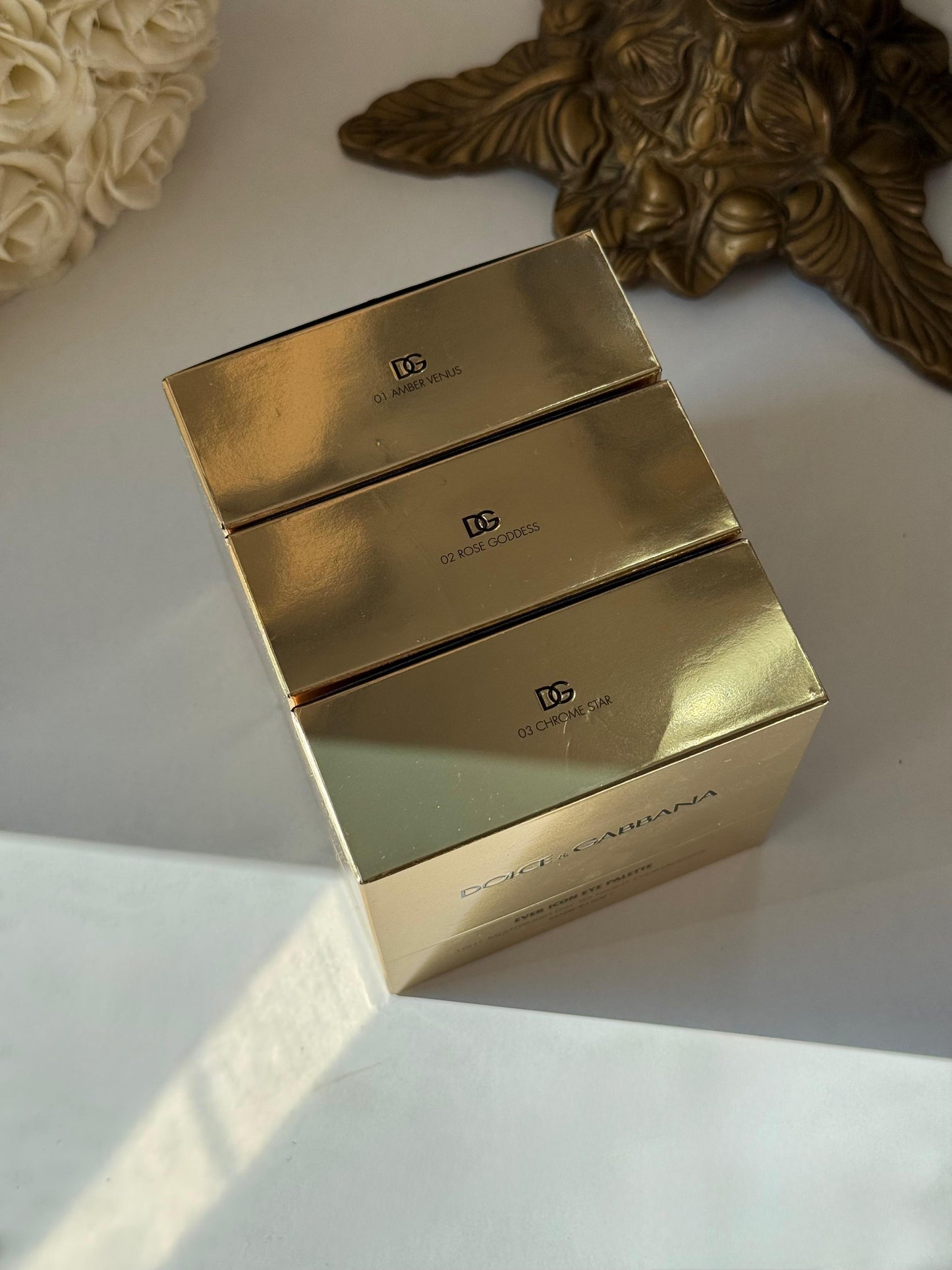 DOLCE&GABBANA Ever Icon Eye Palette (02)
10H Multi-Finish Day To Night Eyeshadow