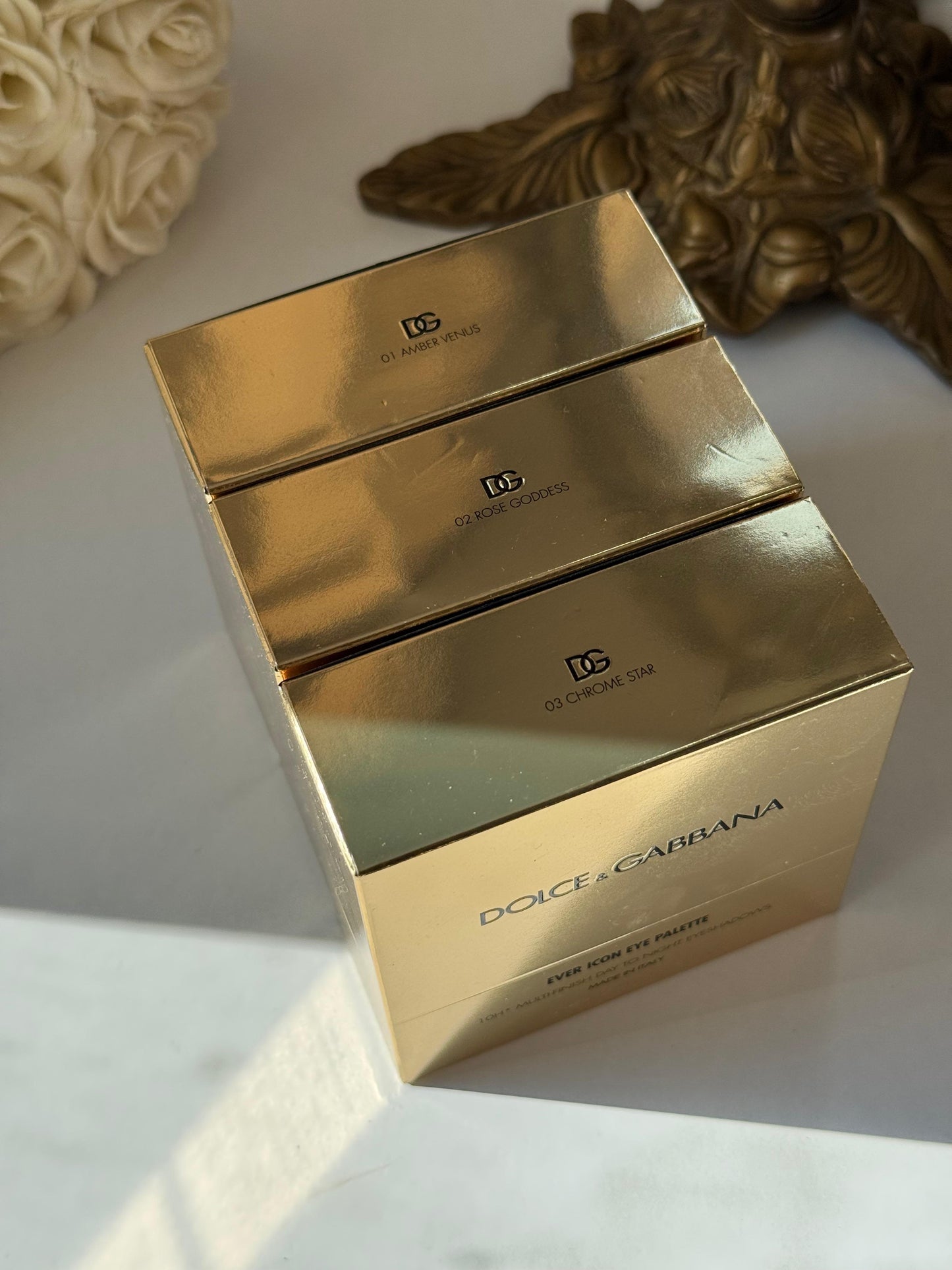 DOLCE&GABBANA Ever Icon Eye Palette (01)
10H Multi-Finish Day To Night Eyeshadow