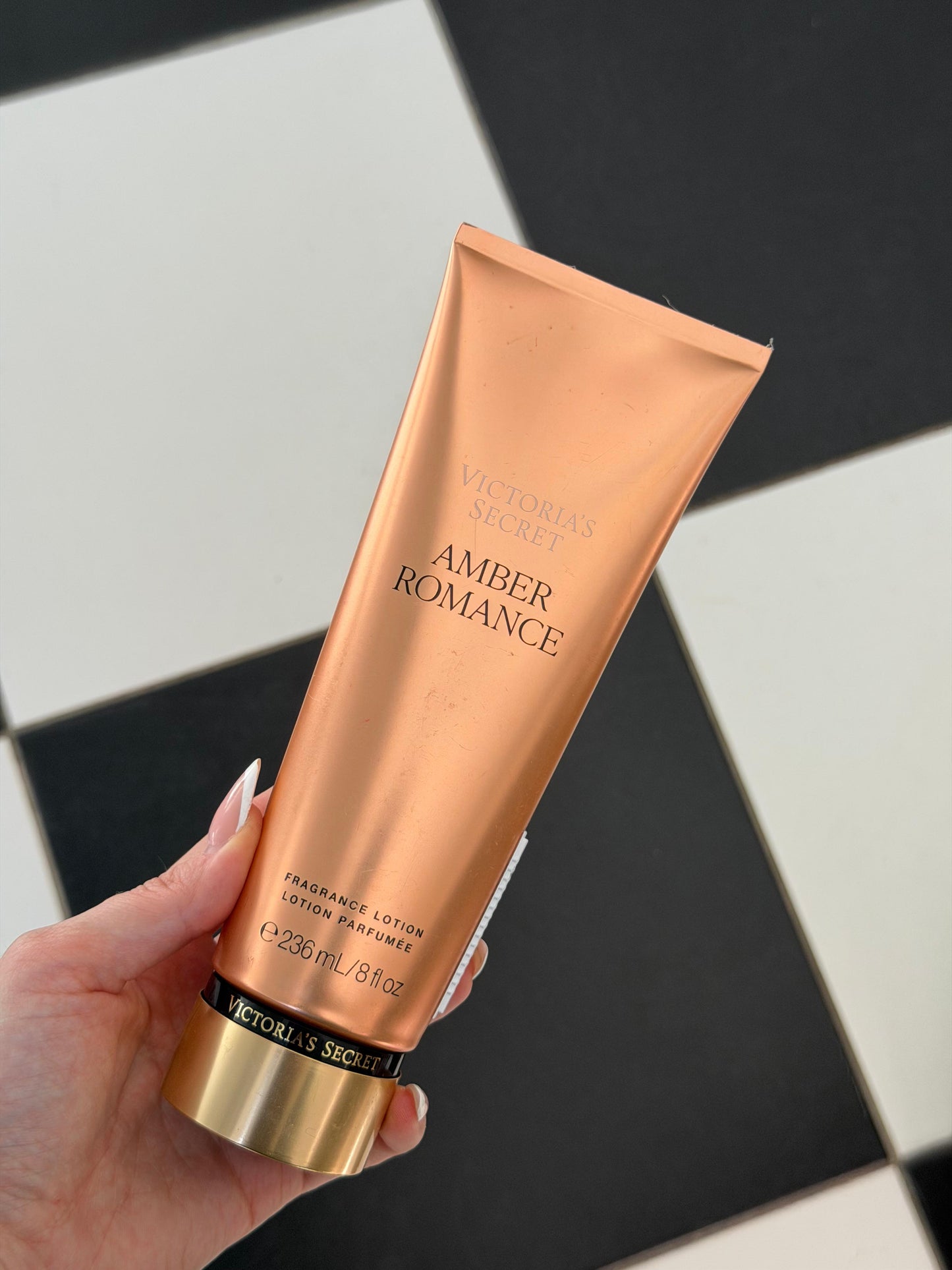 VICTORIA’S SECRET Amber Romance Fragrance Lotion