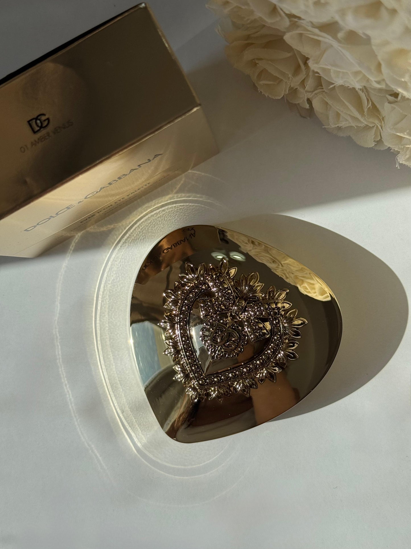 DOLCE&GABBANA Ever Icon Eye Palette (01)
10H Multi-Finish Day To Night Eyeshadow