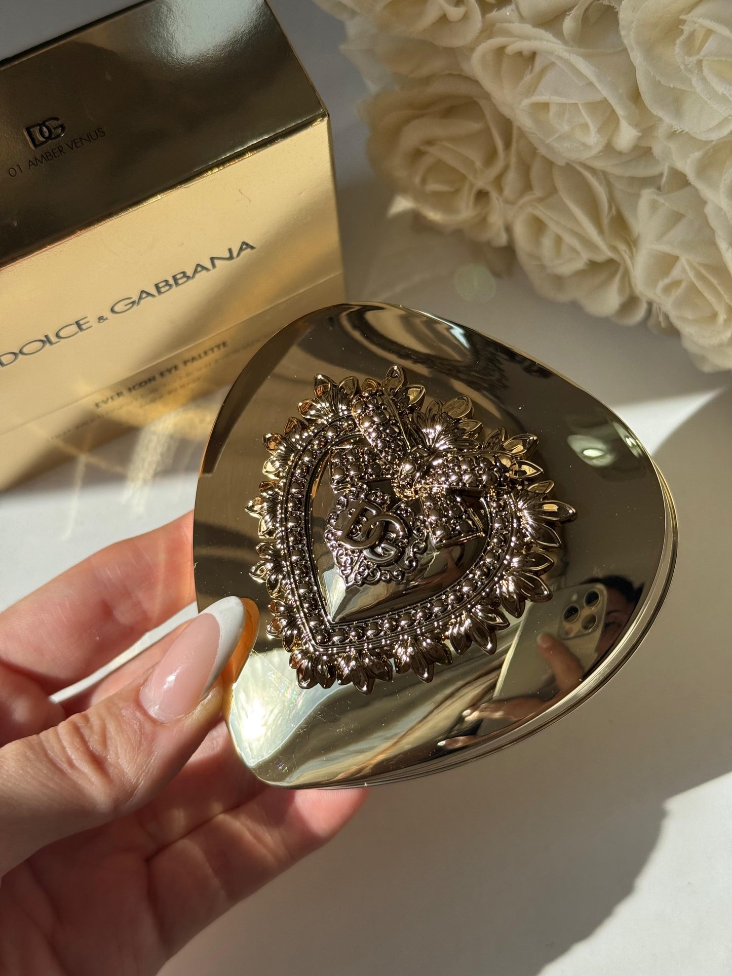 DOLCE&GABBANA Ever Icon Eye Palette (02)
10H Multi-Finish Day To Night Eyeshadow