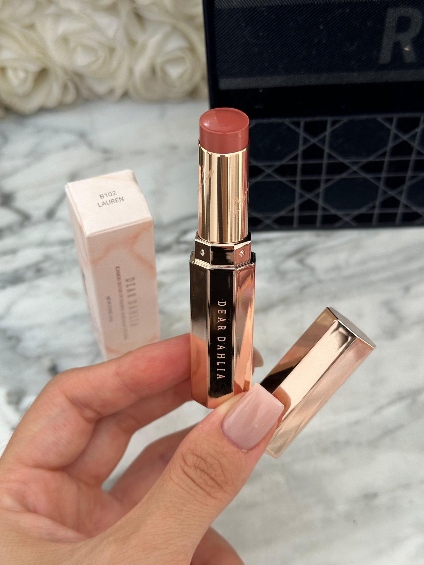 DEAR DAHLIA Blooming Edition
Lip Paradise Color Balm - Lip Balm