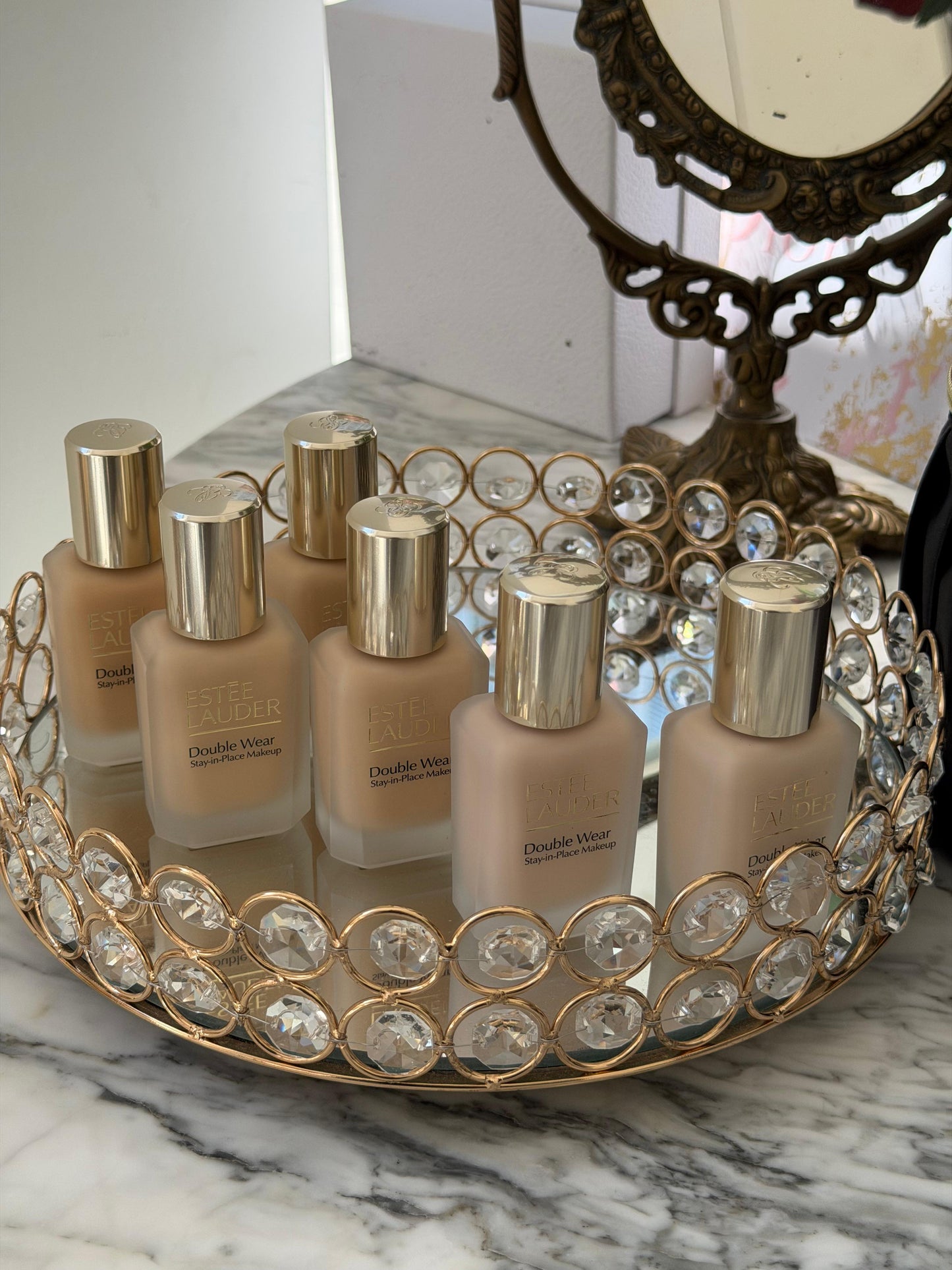 ESTÉE LAUDER Double Wear (New)
Stay-in-Place Longwear Matte Foundation