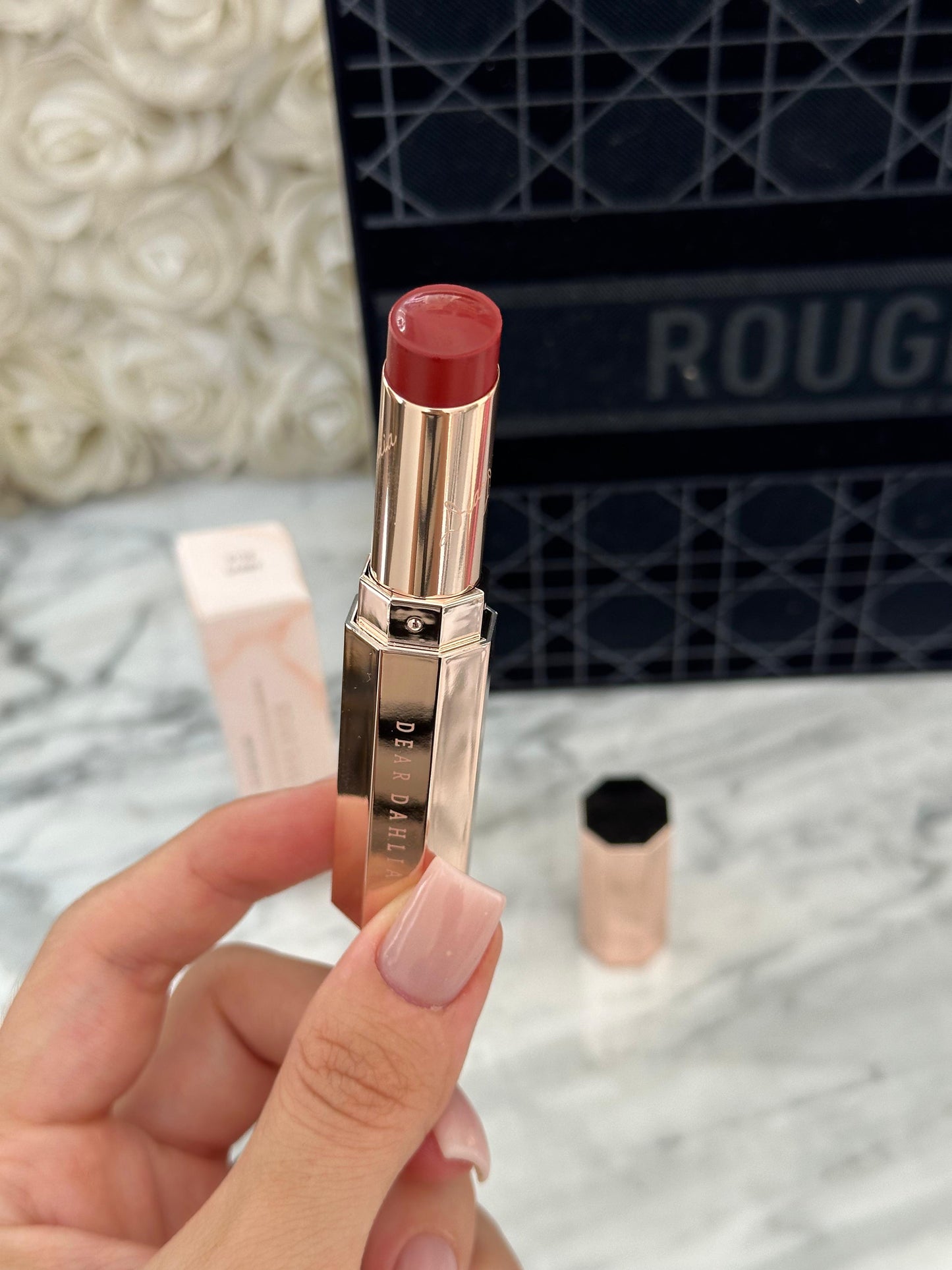 DEAR DAHLIA Blooming Edition
Lip Paradise Color Balm - Lip Balm