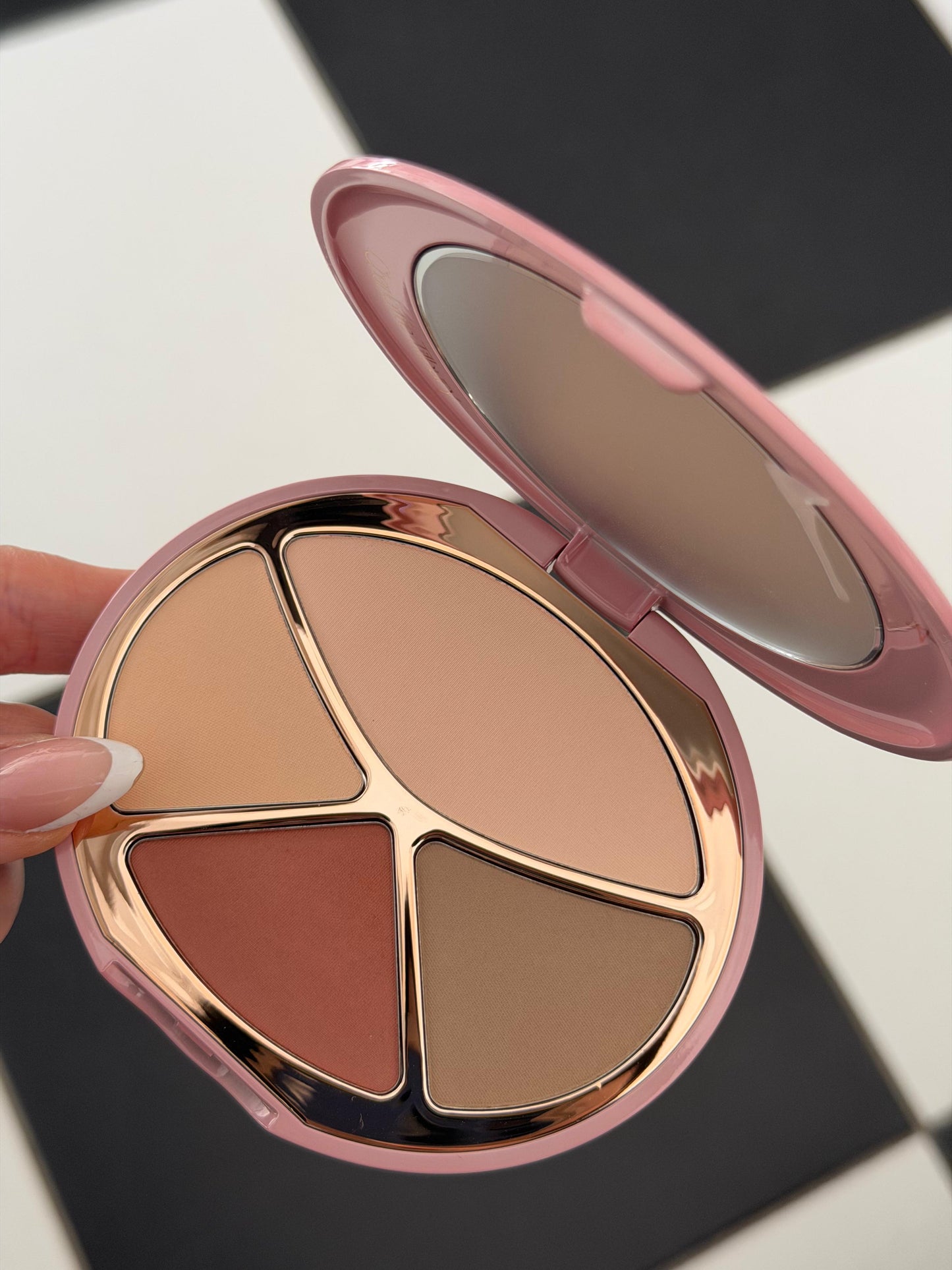 CHARLOTTE TILBURY 4 Colors Creamy Contour (Blush&Bronzer) Palette (04)