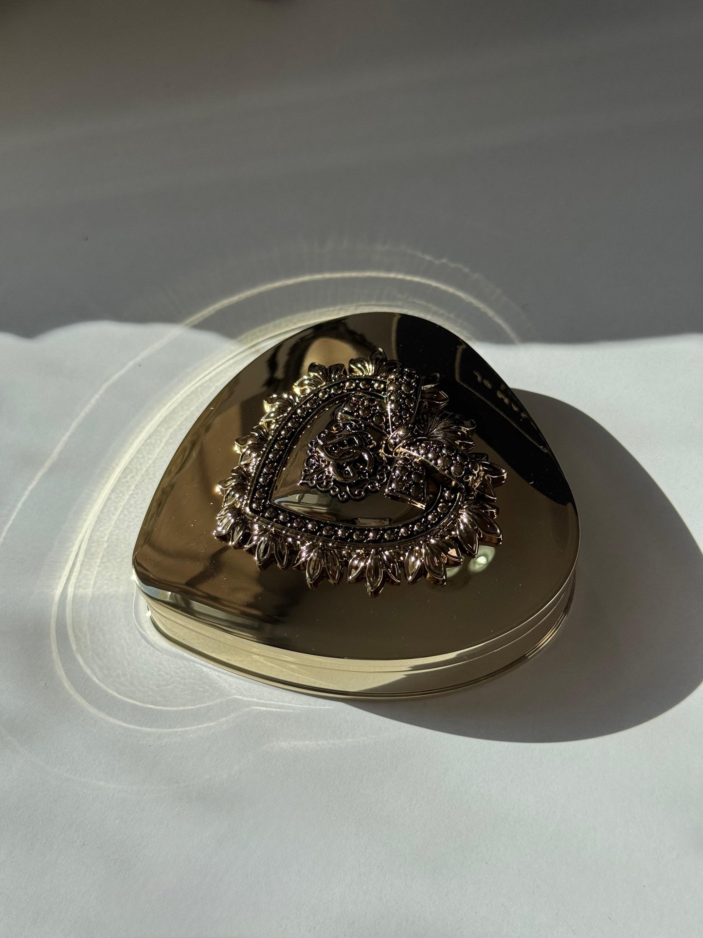 DOLCE&GABBANA Ever Icon Eye Palette (01)
10H Multi-Finish Day To Night Eyeshadow