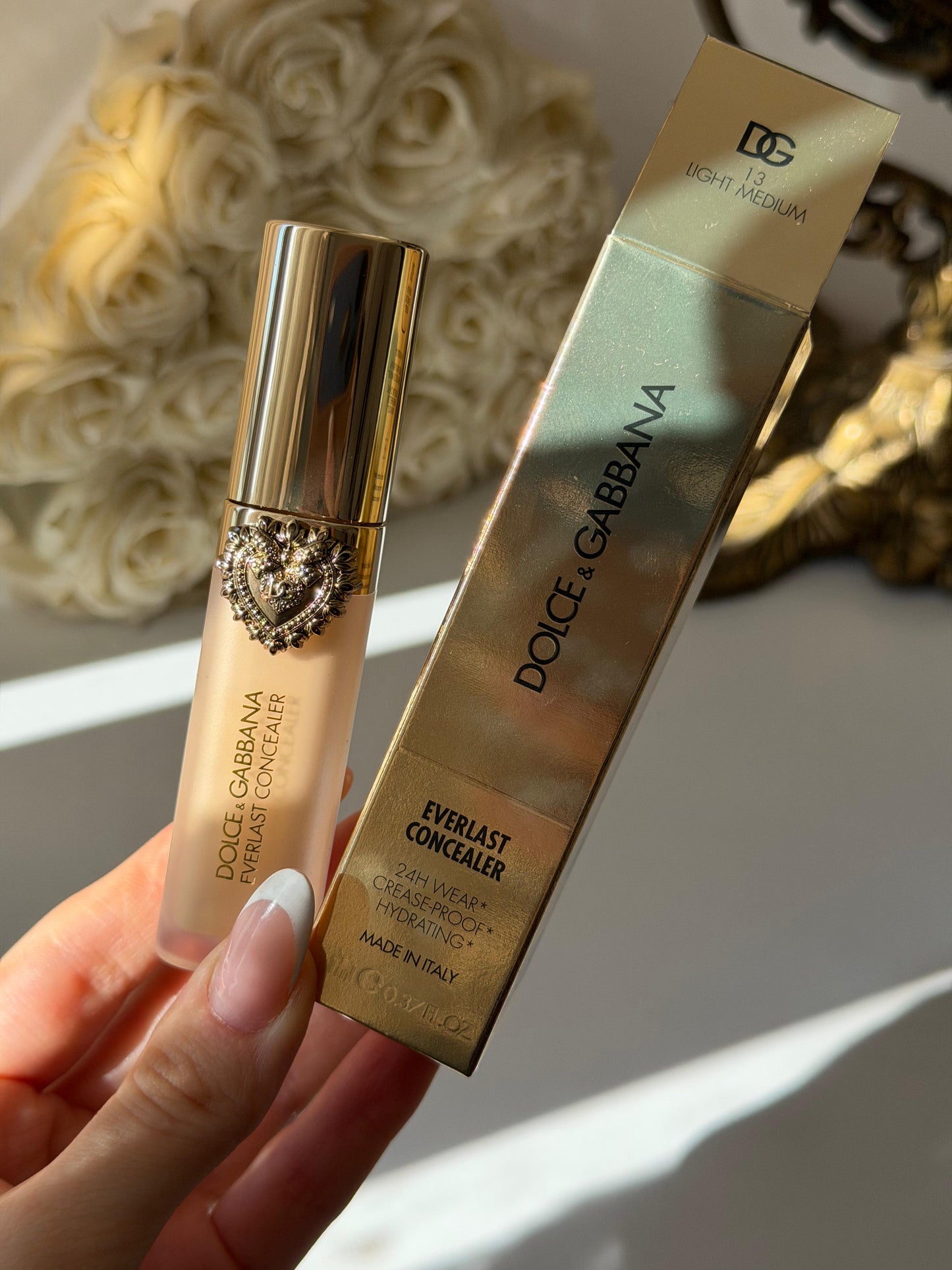 DOLCE&GABBANA Everlast Concealer 
24H Wear Crease-Proof Hydrating (13)