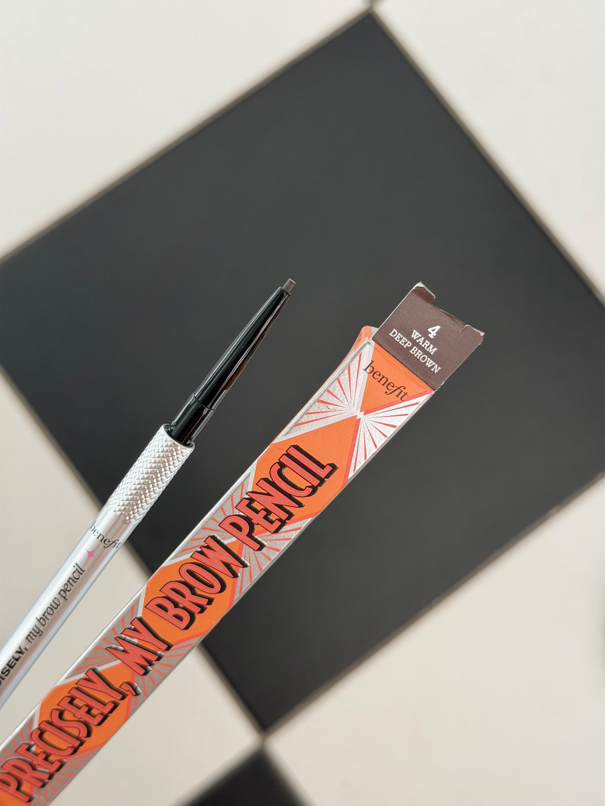 BENEFIT Precisely, My Brow Pencil (4)
Ultra-Fine Brow Defining Pencil