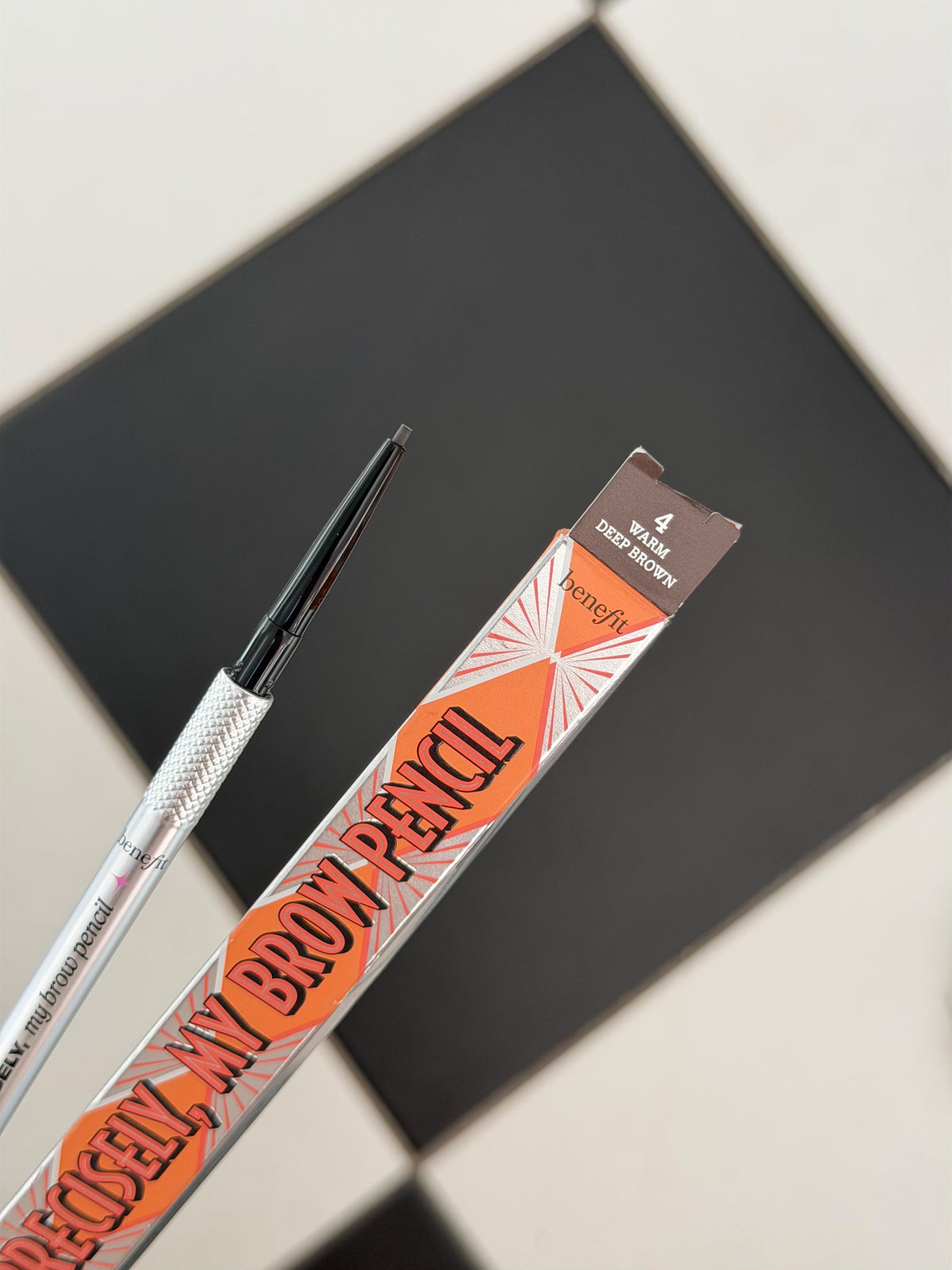 BENEFIT Precisely, My Brow Pencil (4)
Ultra-Fine Brow Defining Pencil