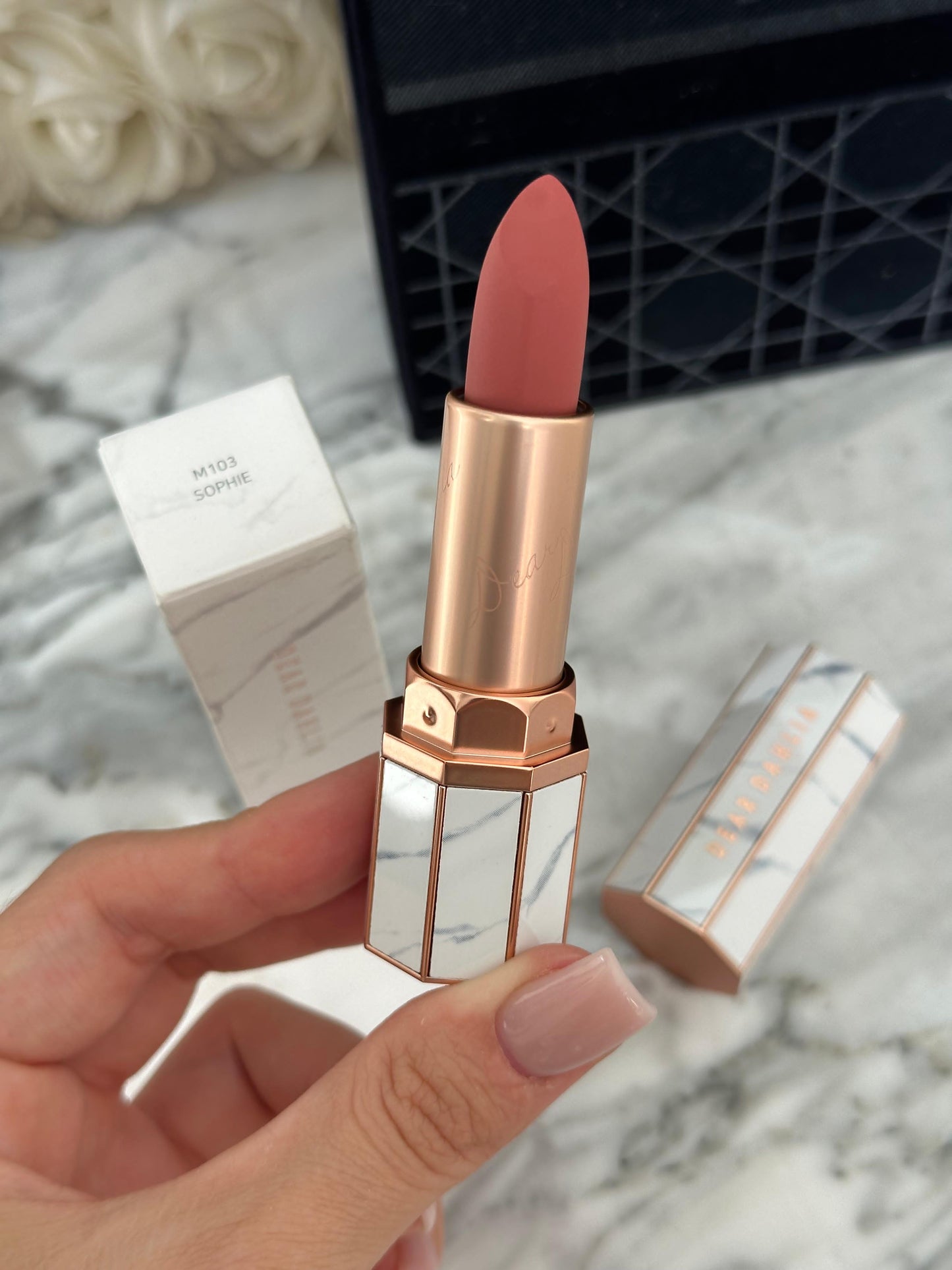 DEAR DAHLIA Lip Paradise Effortless Matte Lipstick