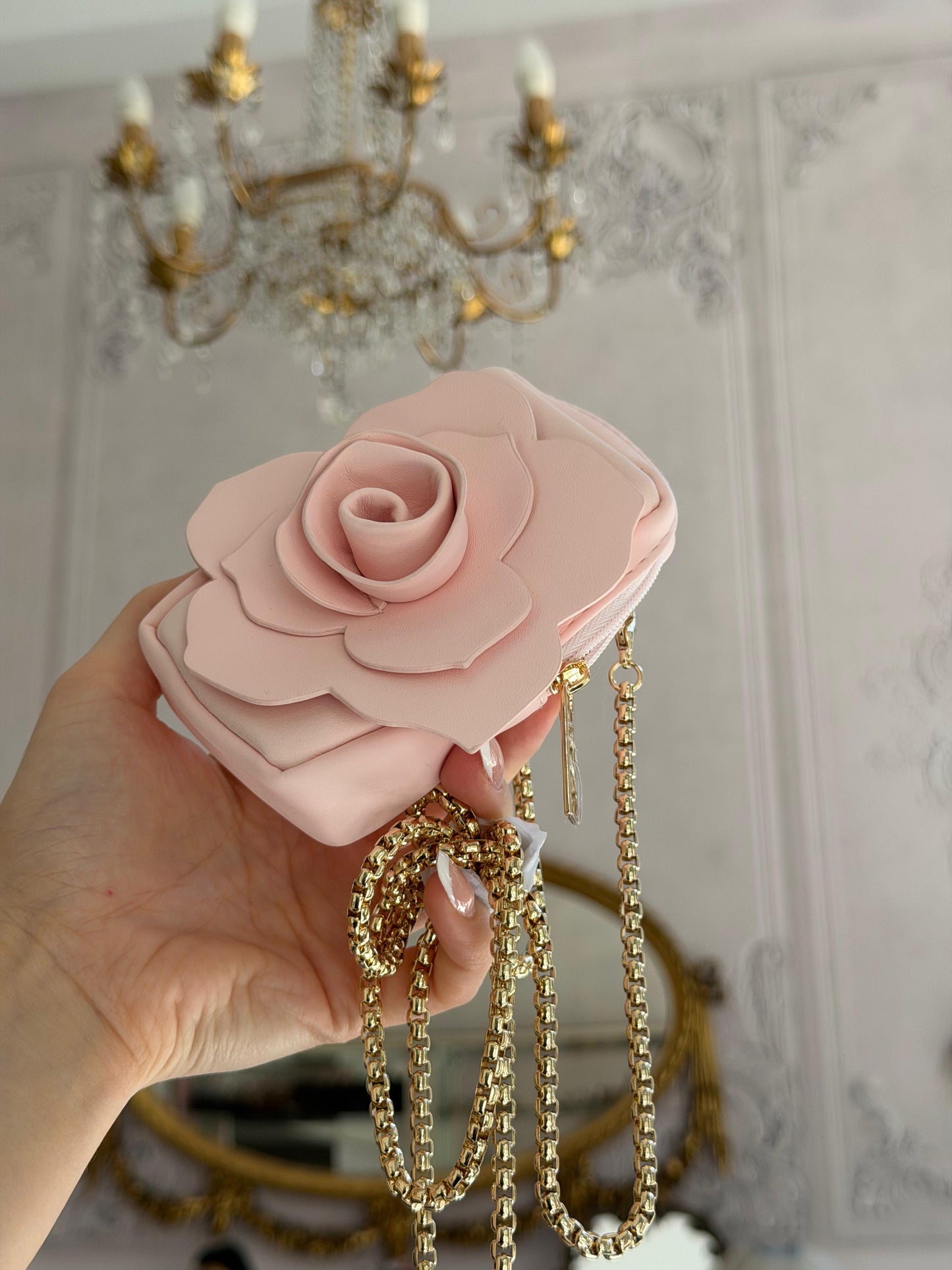 DOLCE&GABBANA
Rose Golden Pink Beauty Pouch