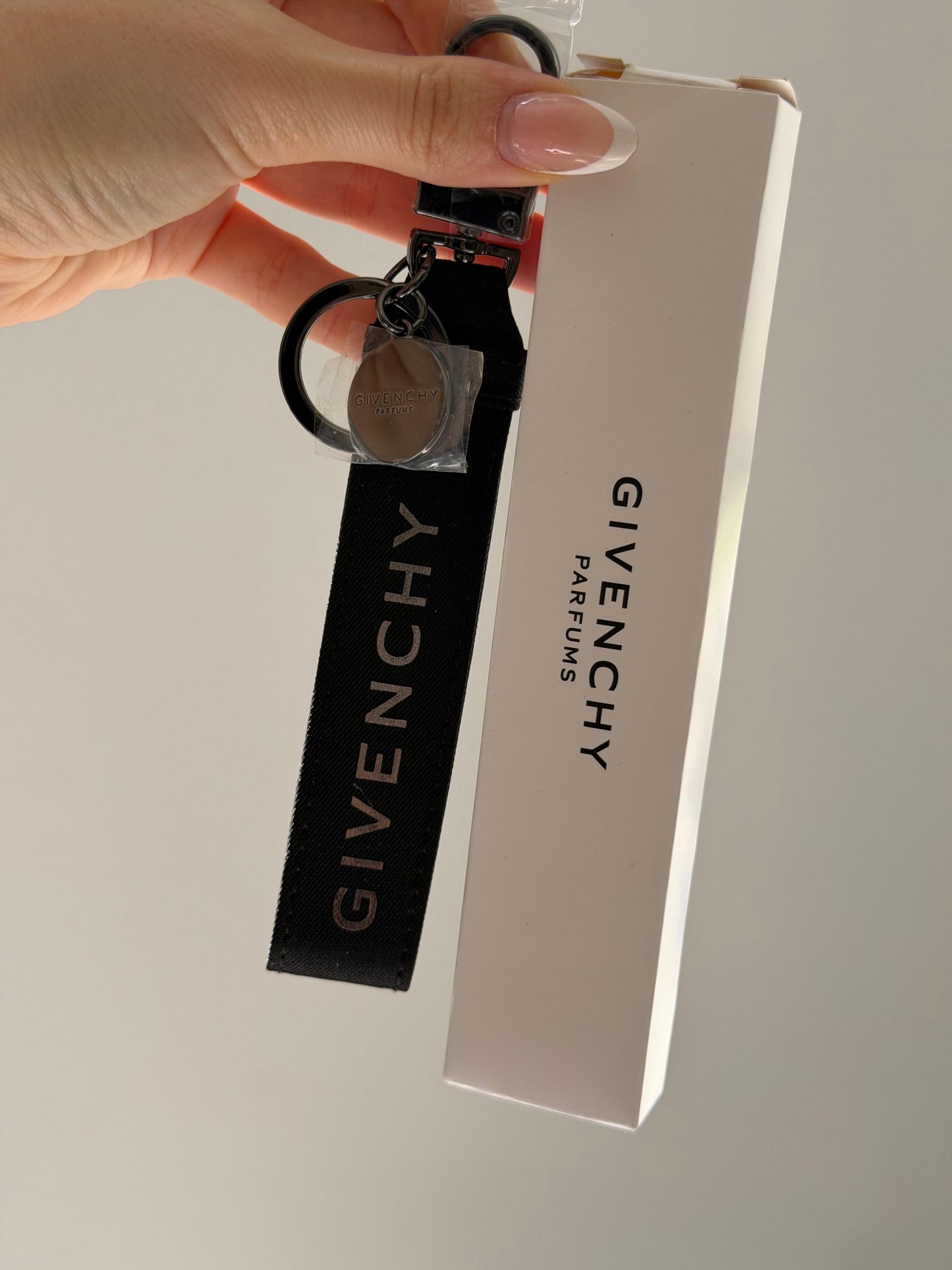 GIVENCHY Black Key Holder