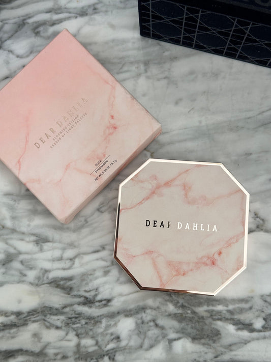 DEAR DAHLIA Blooming Edition
Garden of Light Palette - Eyeshadow