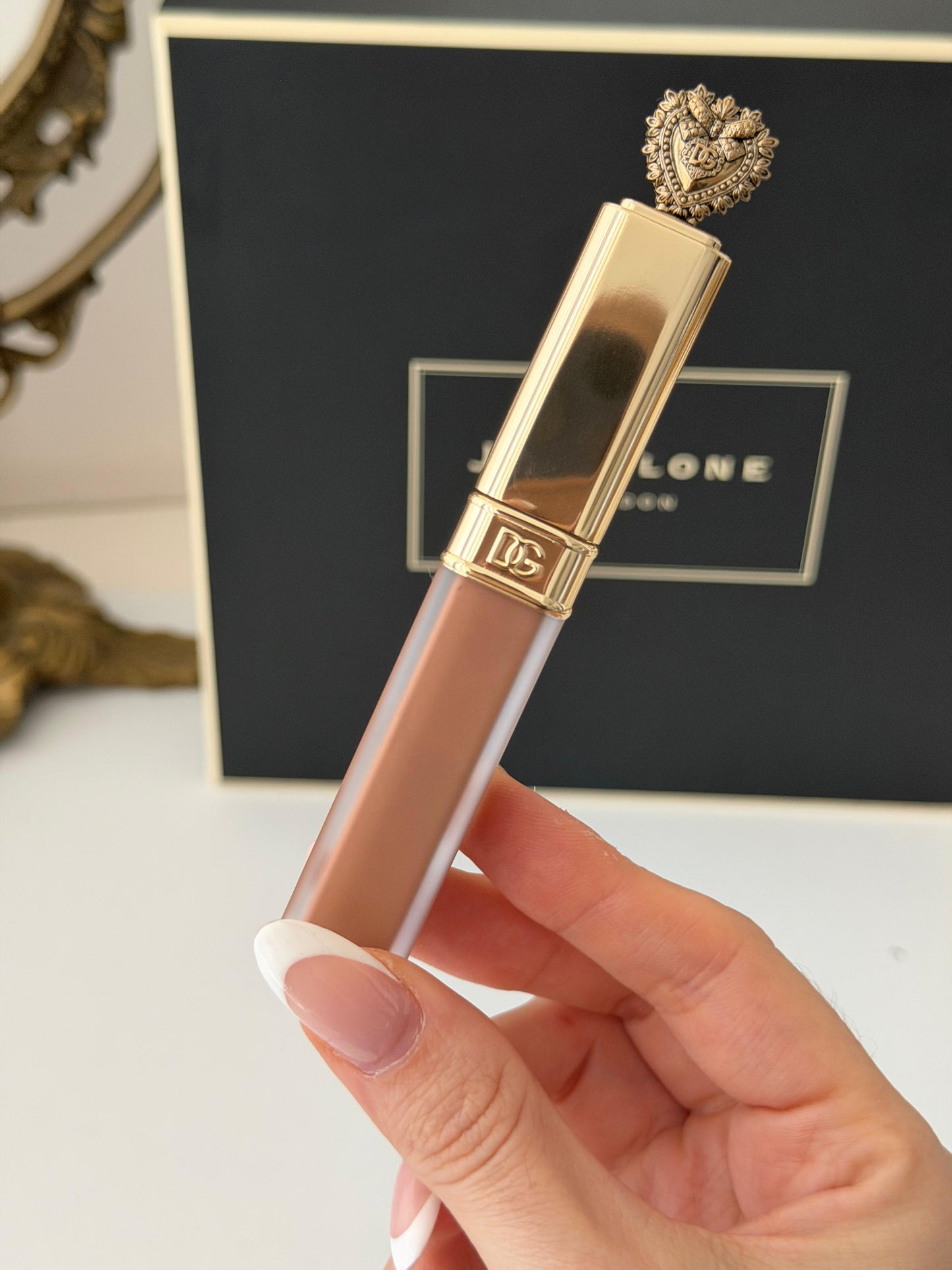 DOLCE&GABBANA
Everkiss Liquid Lipstick (100)