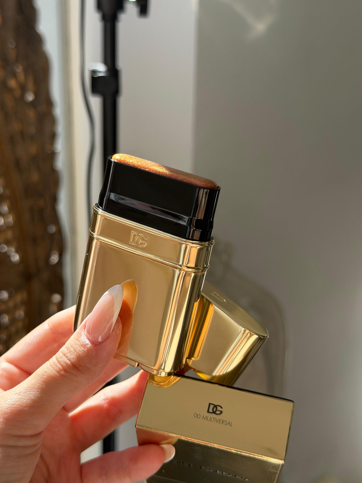 DOLCE&GABBANA Glazelighter Glowpalescent All Over Highlighter - 00 Multiversal