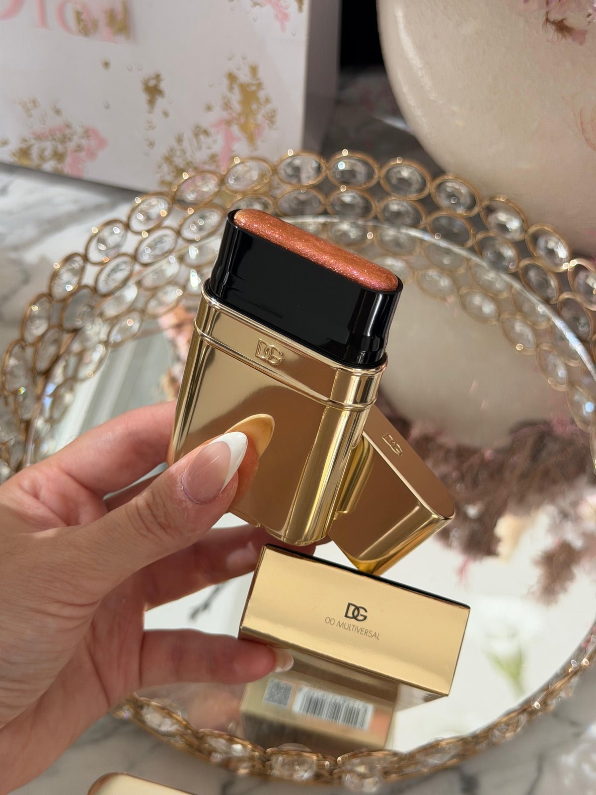 DOLCE&GABBANA Glazelighter Glowpalescent All Over Highlighter - 00 Multiversal