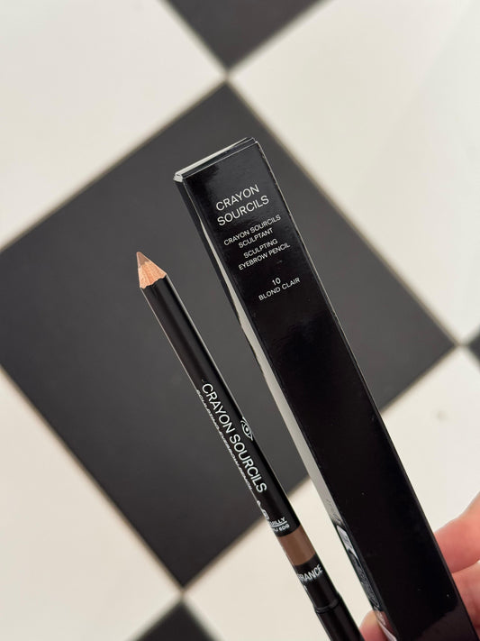 CHANEL Crayon Sourcils
Sculpting Eyebrow Pencil (10)