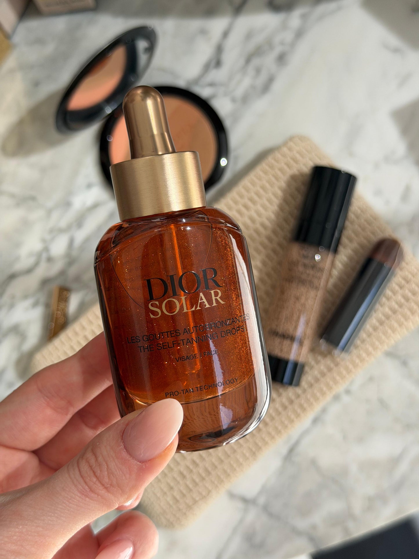 DIOR Solar The Self-Tanning Drops
