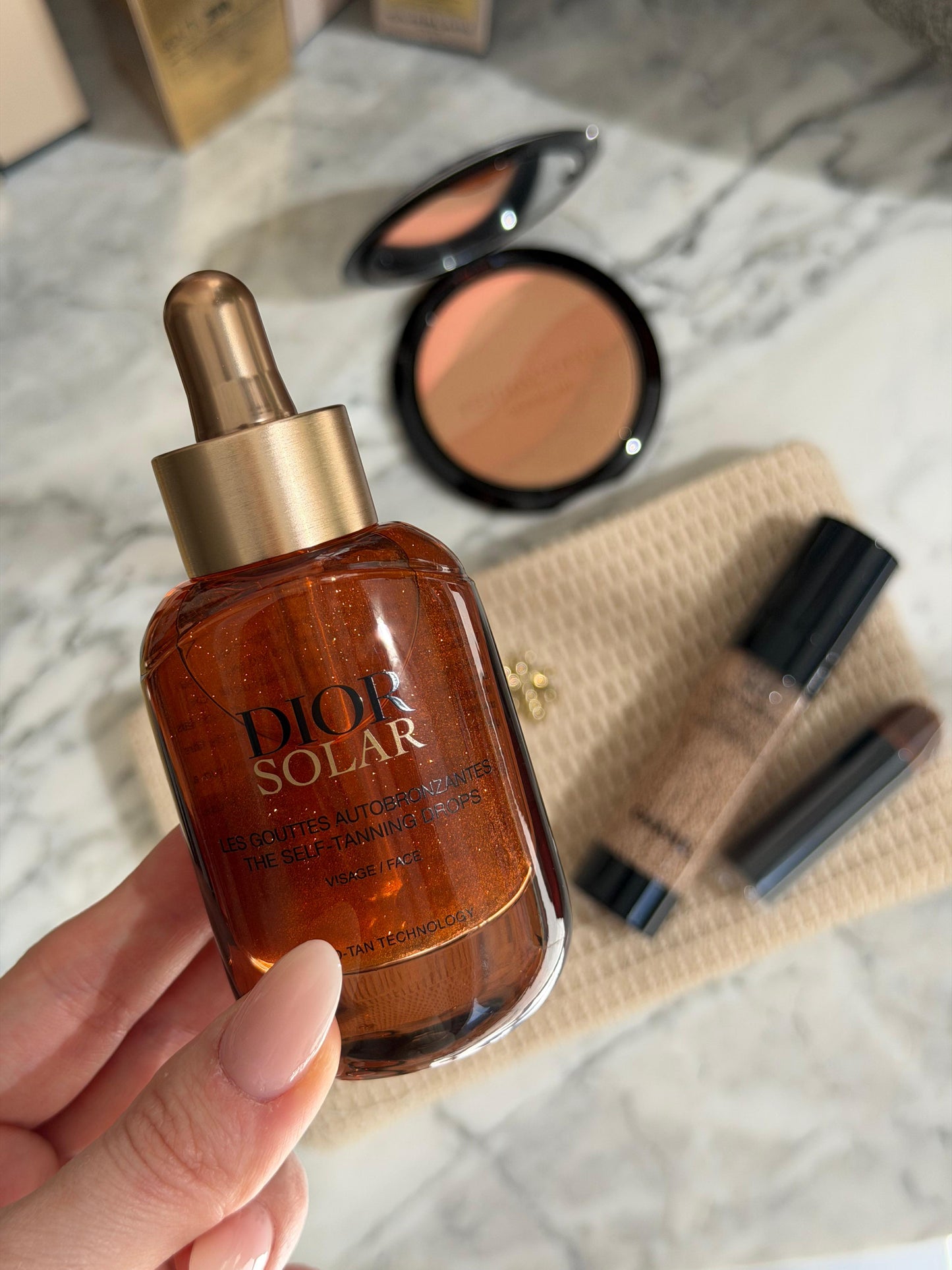 DIOR Solar The Self-Tanning Drops