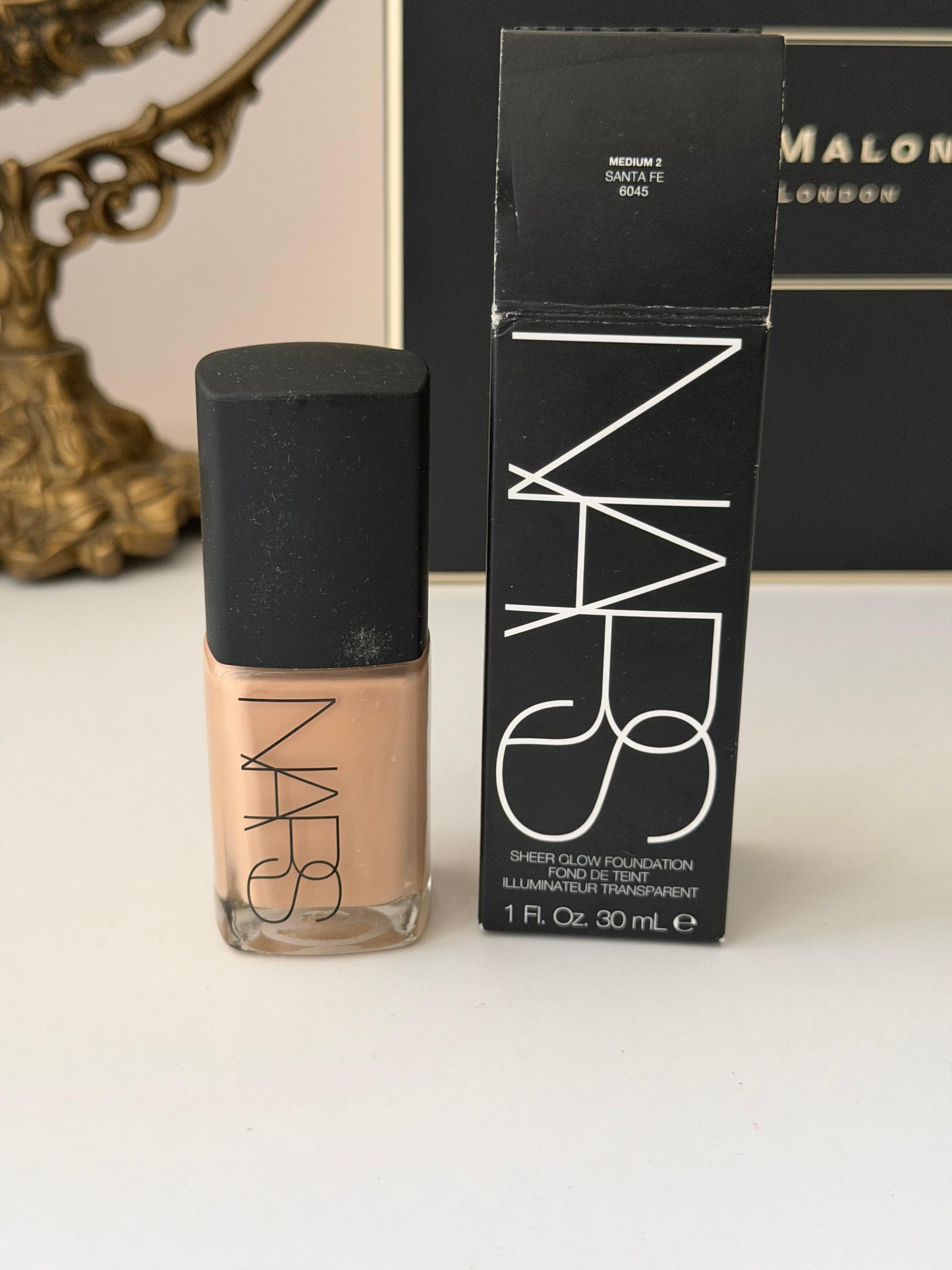 NARS Sheer Glow Foundation - Santa Fe