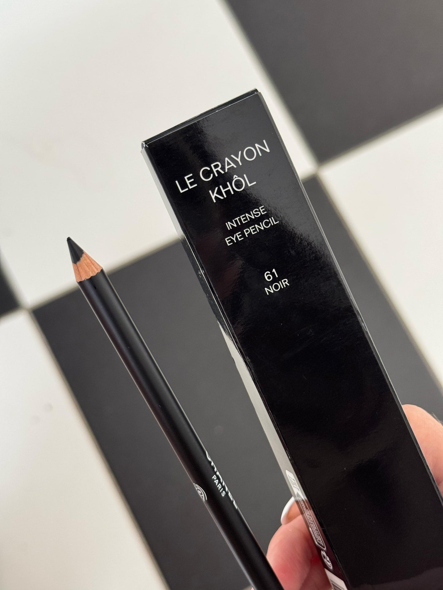 CHANEL Intense Eye Liner Pencil - Le Crayon Khôl Noir (61)