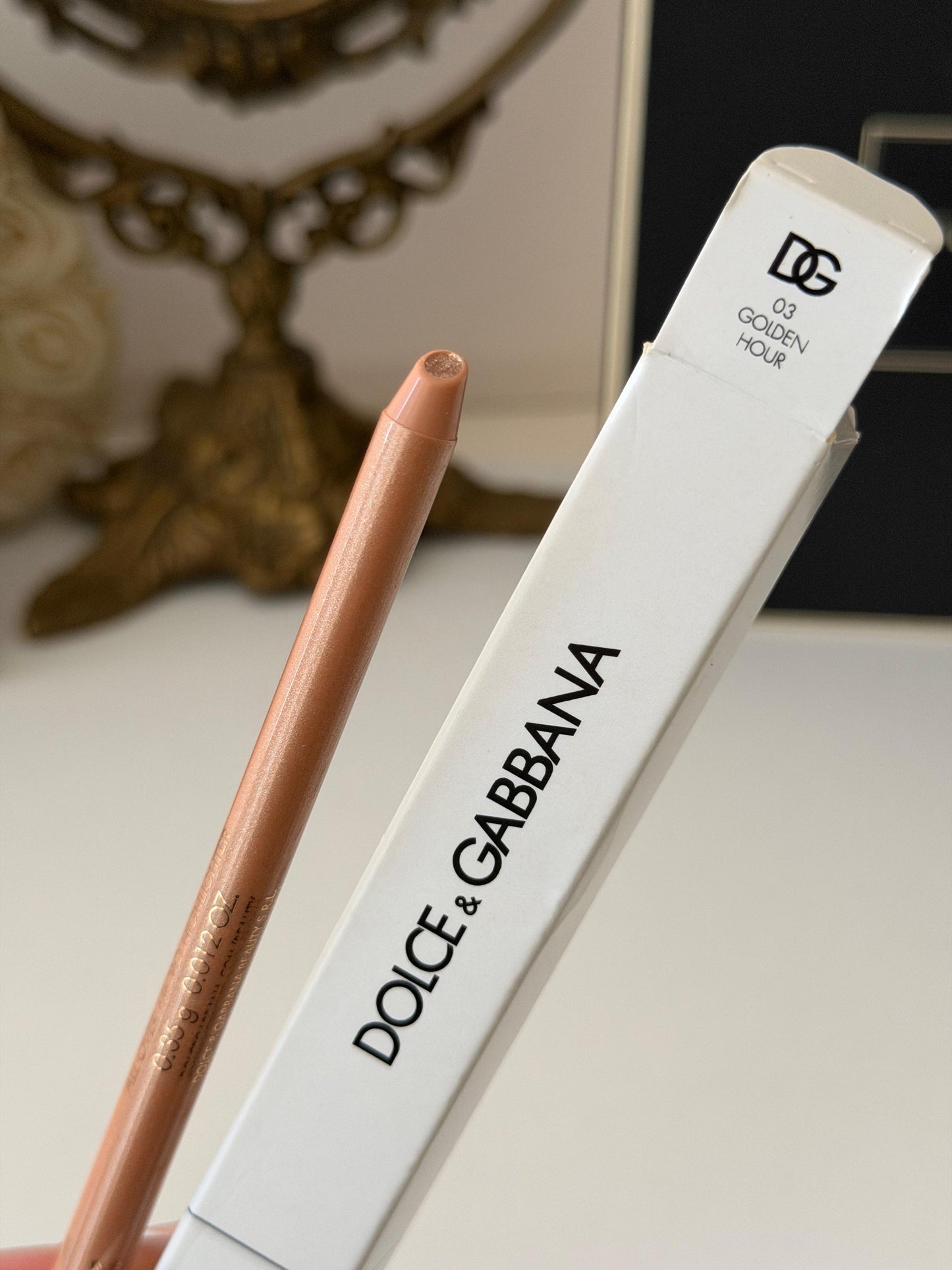 DOLCE&GABBANA It’s Lit!
All Over Micro Highlighter (03)