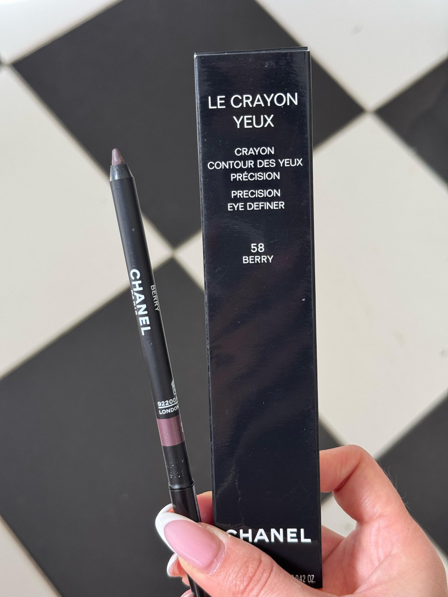 CHANEL Precision Eye Definer - Le Crayon Yeux (58)