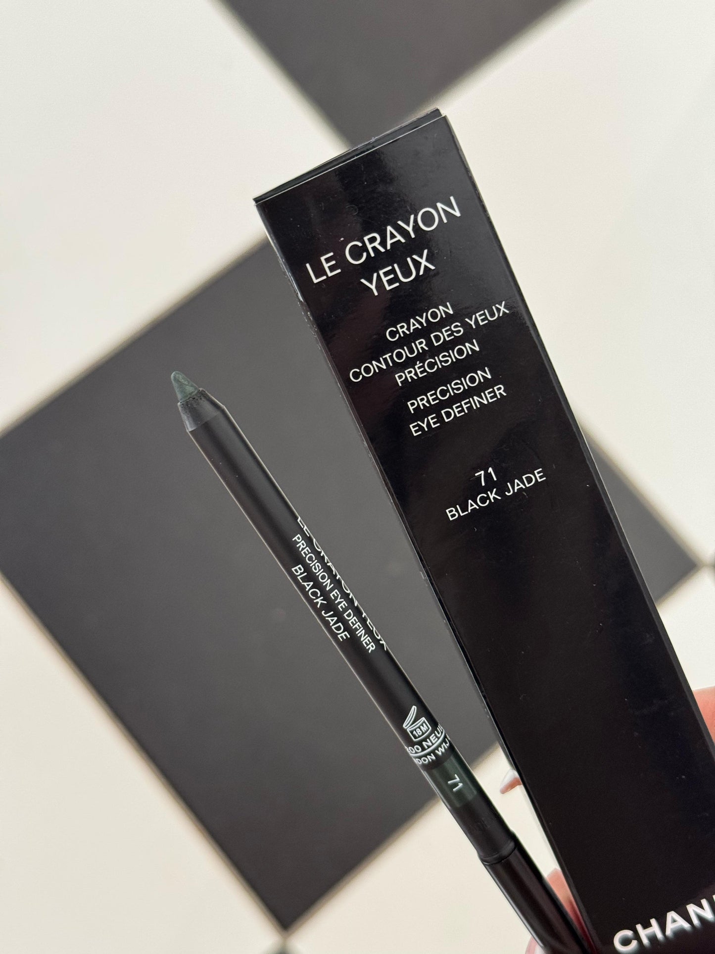 CHANEL Precision Eye Definer - Le Crayon Yeux (71)