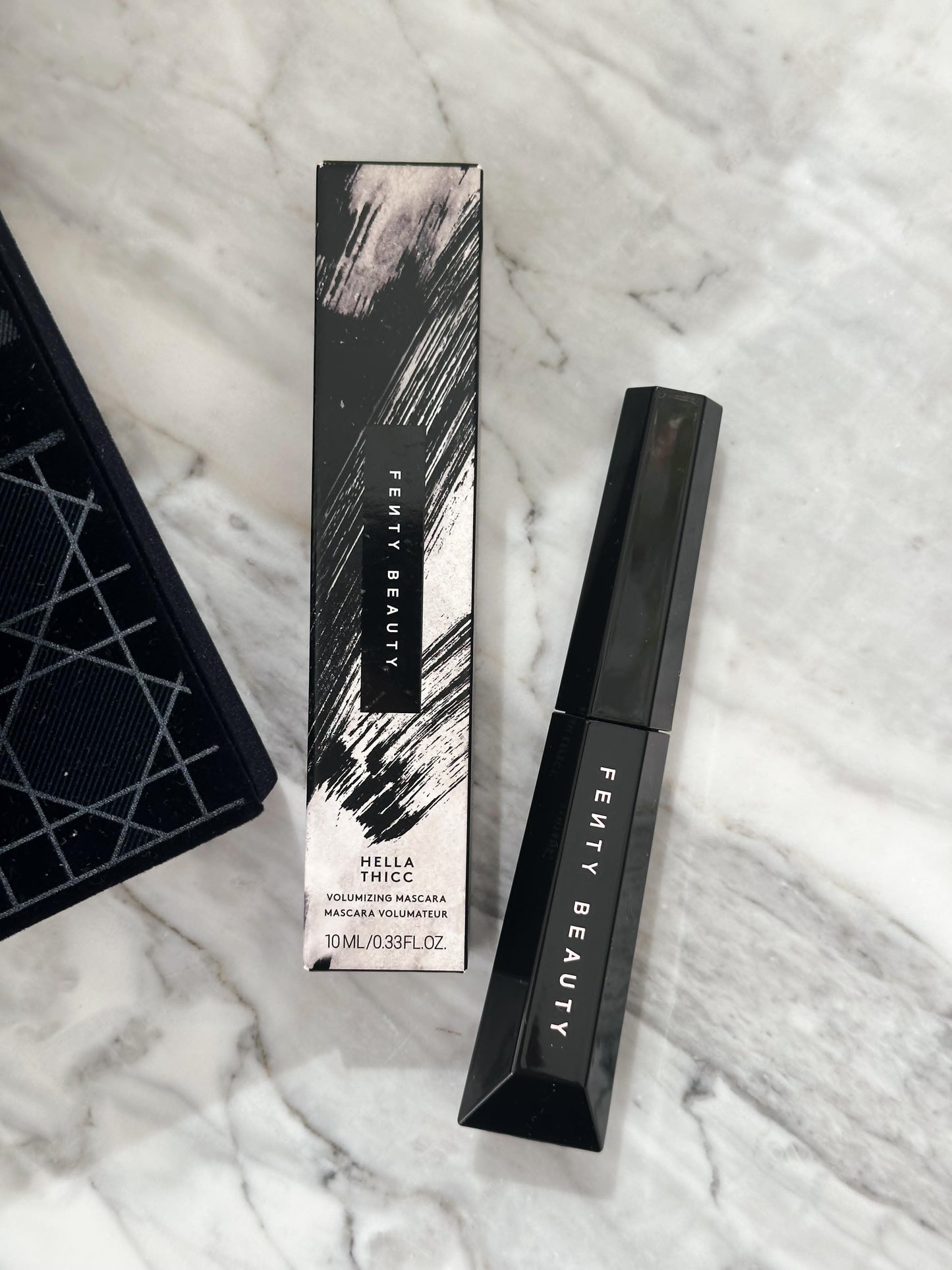 FENTY BEAUTY Hella Thicc Voluminizing Mascara