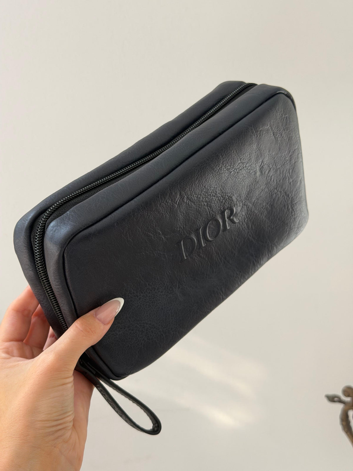 DIOR
Homme Pouch Gift