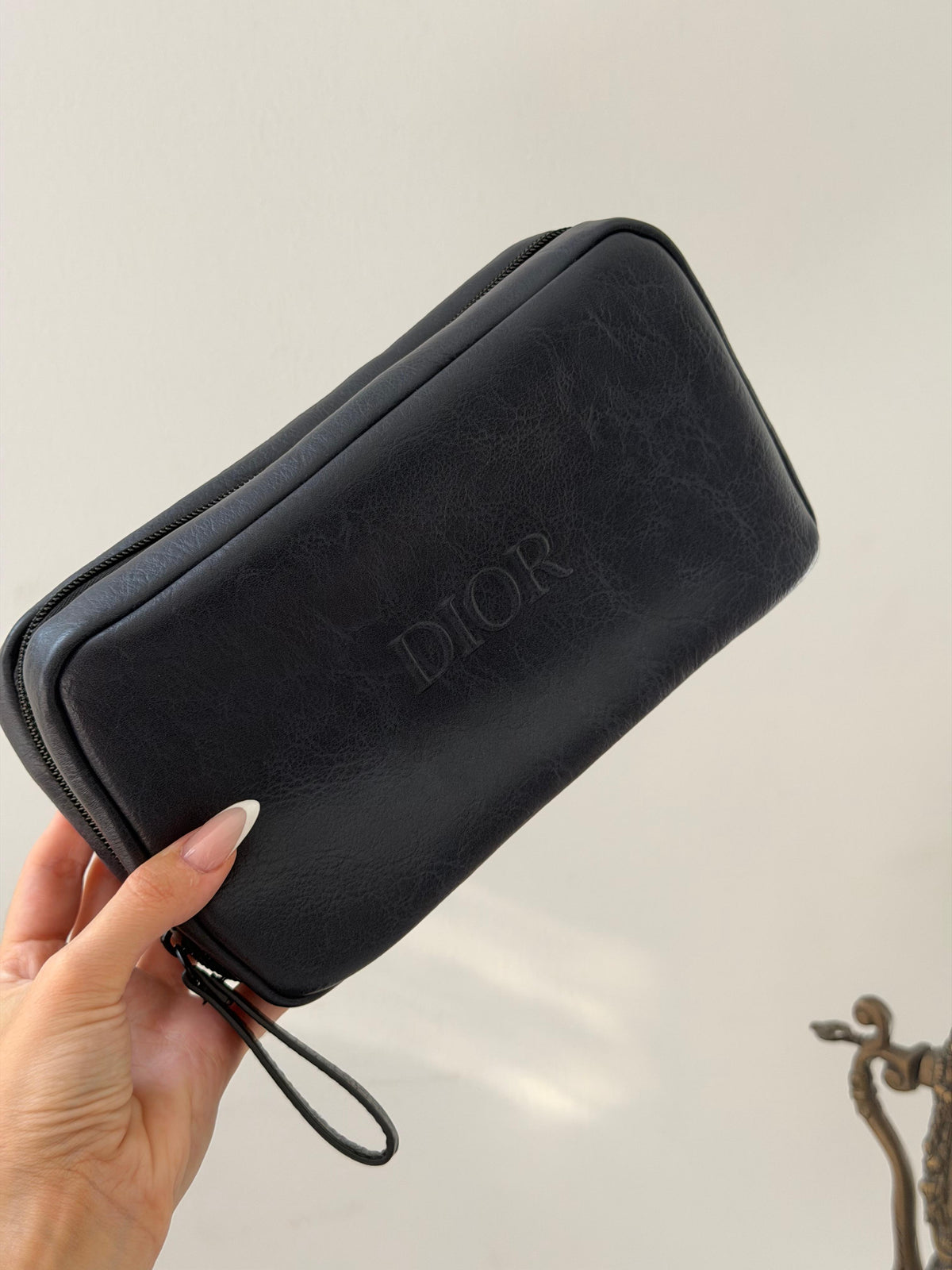DIOR
Homme Pouch Gift