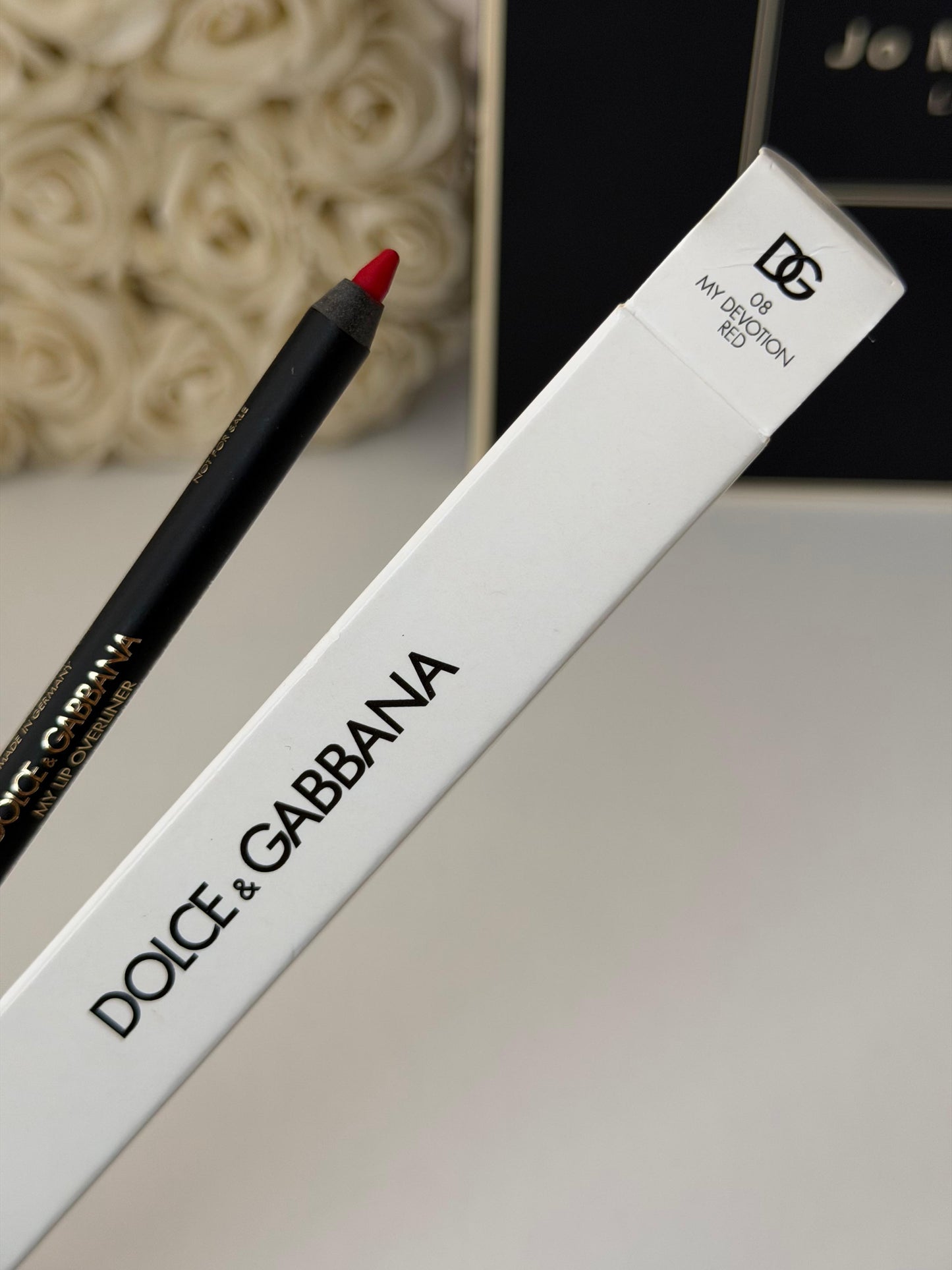 DOLCE&GABBANA My Lip Overliner
8H Lasting Easy Glide Sculpting Lip Pencil (08)