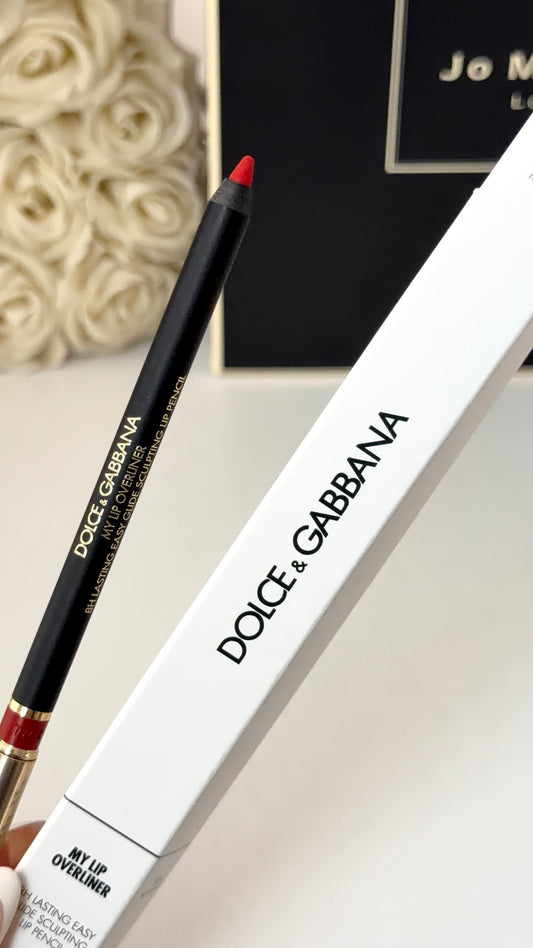 DOLCE&GABBANA My Lip Overliner
8H Lasting Easy Glide Sculpting Lip Pencil (09)