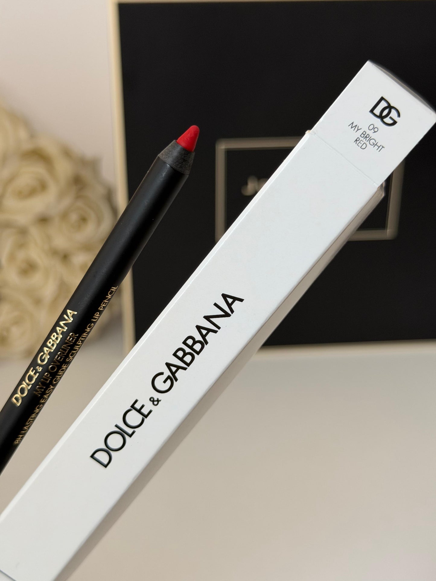 DOLCE&GABBANA My Lip Overliner
8H Lasting Easy Glide Sculpting Lip Pencil (09)