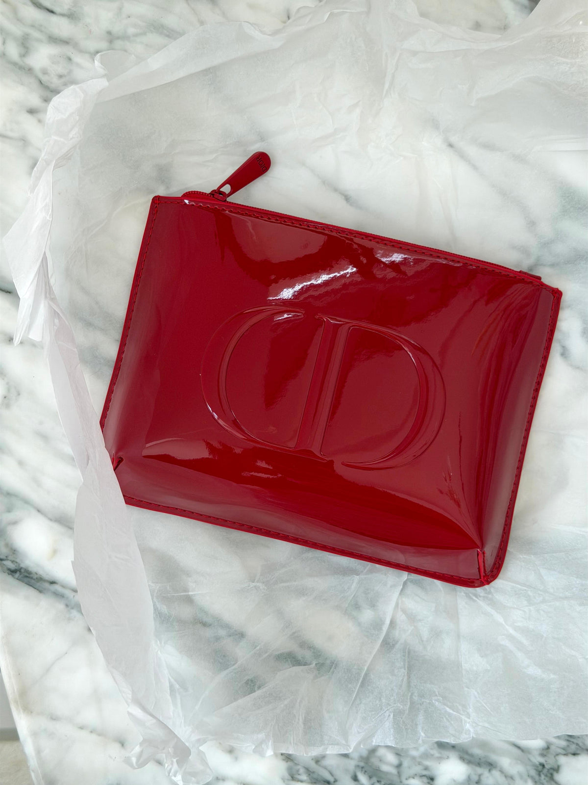 DIOR
Red Classic Pouch Gift