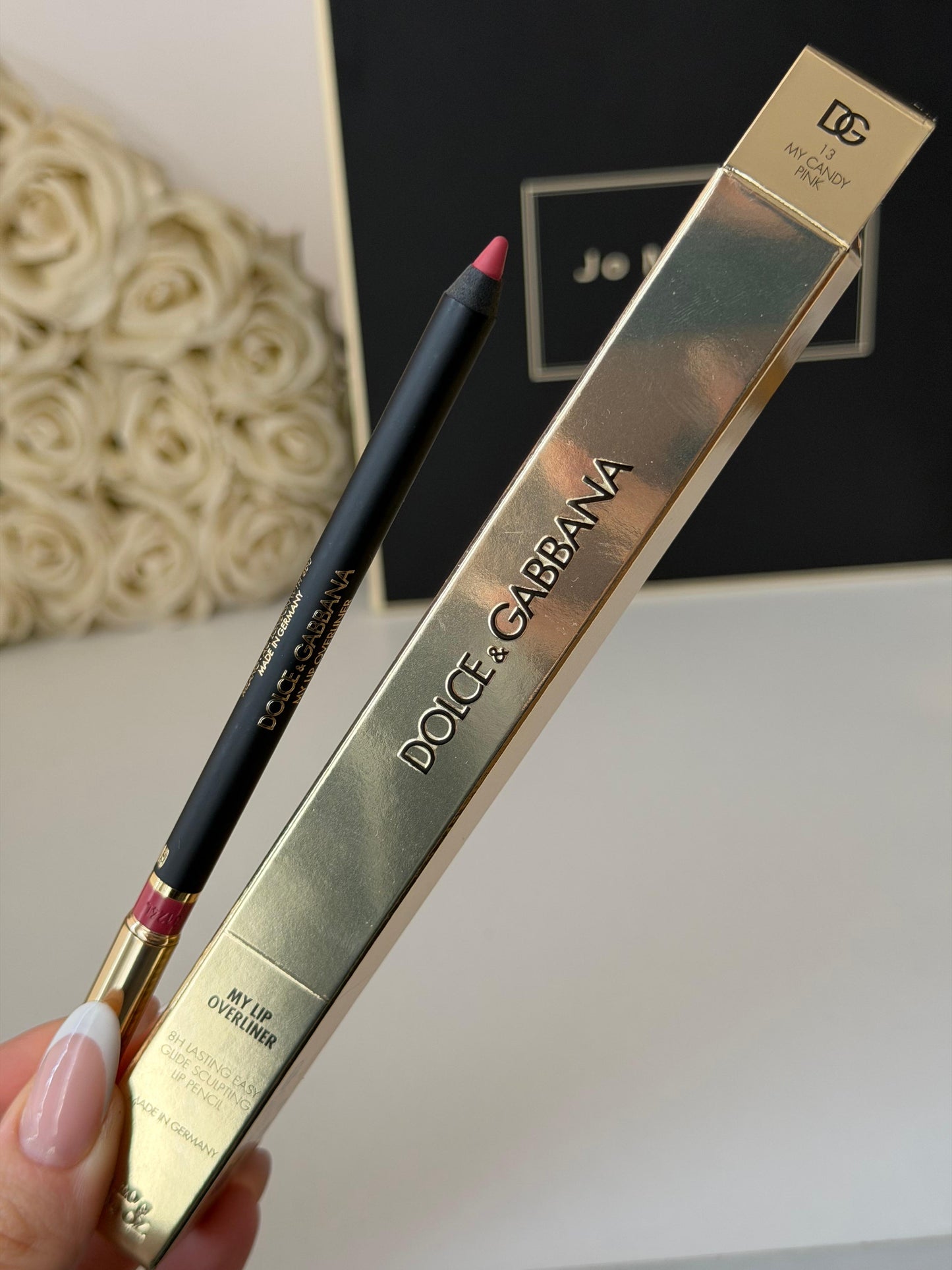 DOLCE&GABBANA My Lip Overliner
8H Lasting Easy Glide Sculpting Lip Pencil (13)