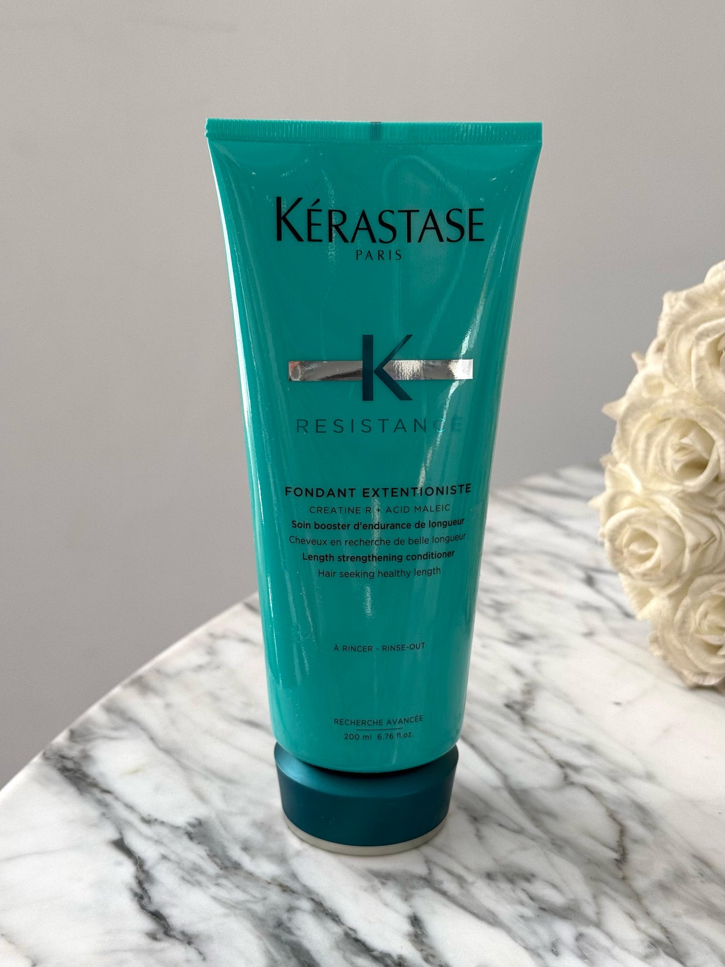 KÉRASTASE Resistance Fondant Extentioniste
Length Strengthening Conditioner For Slow Growing, Damaged Lengths