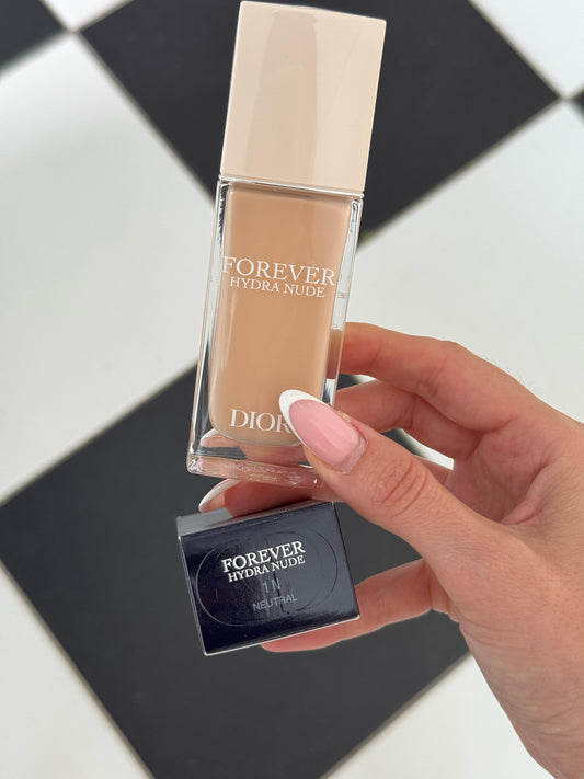 DIOR Forever Hydra Nude
24-Hour Natural Perfection Foundation - 48-Hour Hydration - Infused with Hyaluronic Acid