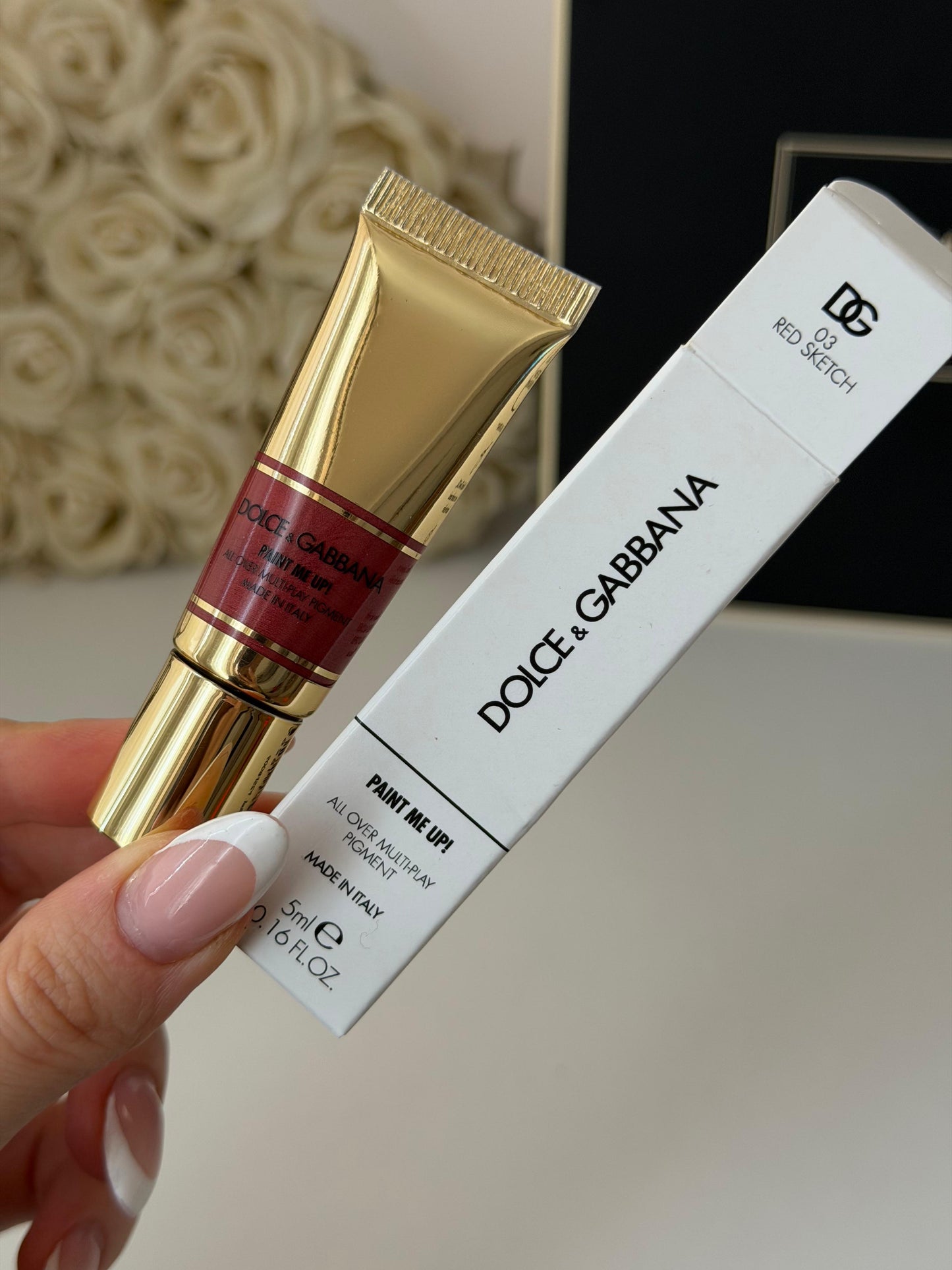 DOLCE&GABBANA Paint Me Up!
All Over Multi-Play Pigment For Face, Eyes And Lips (03)