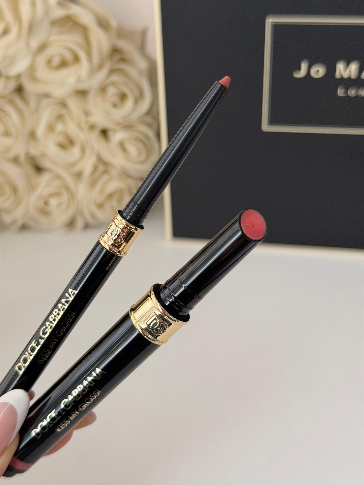 DOLCE&GABBANA Kiss My Gloss!
4D Gloss Stick & Lip Liner Duo (01)