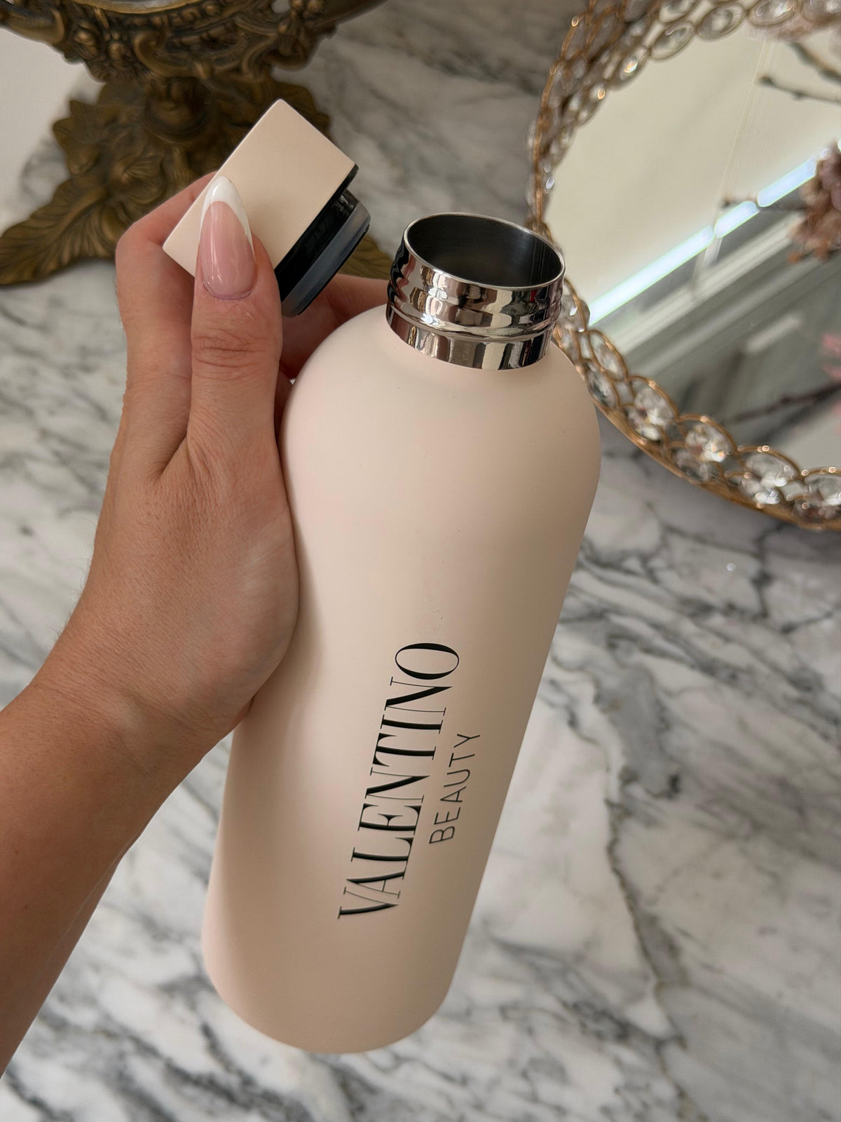 VALENTINO Travel Mug 500ml
Stainless Steel Water Bottle