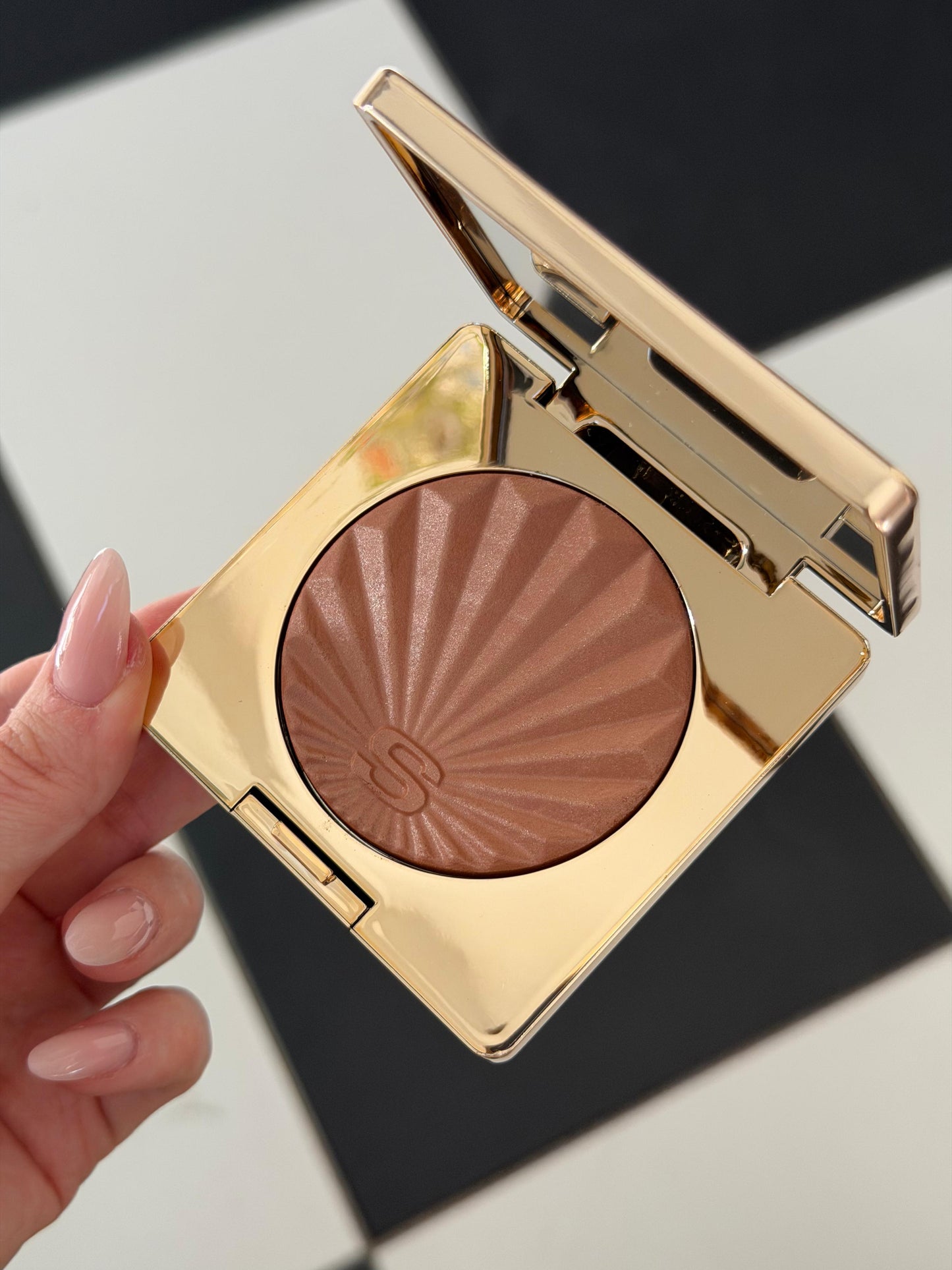 SISLEY Phyto-Touche Illusion D'été Sun-Kissed Powder-Gel